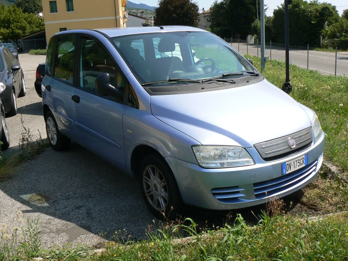 Fiat Multipla Multipla 1.6 16v Serie Speciale bipower 100cv Gris - 2