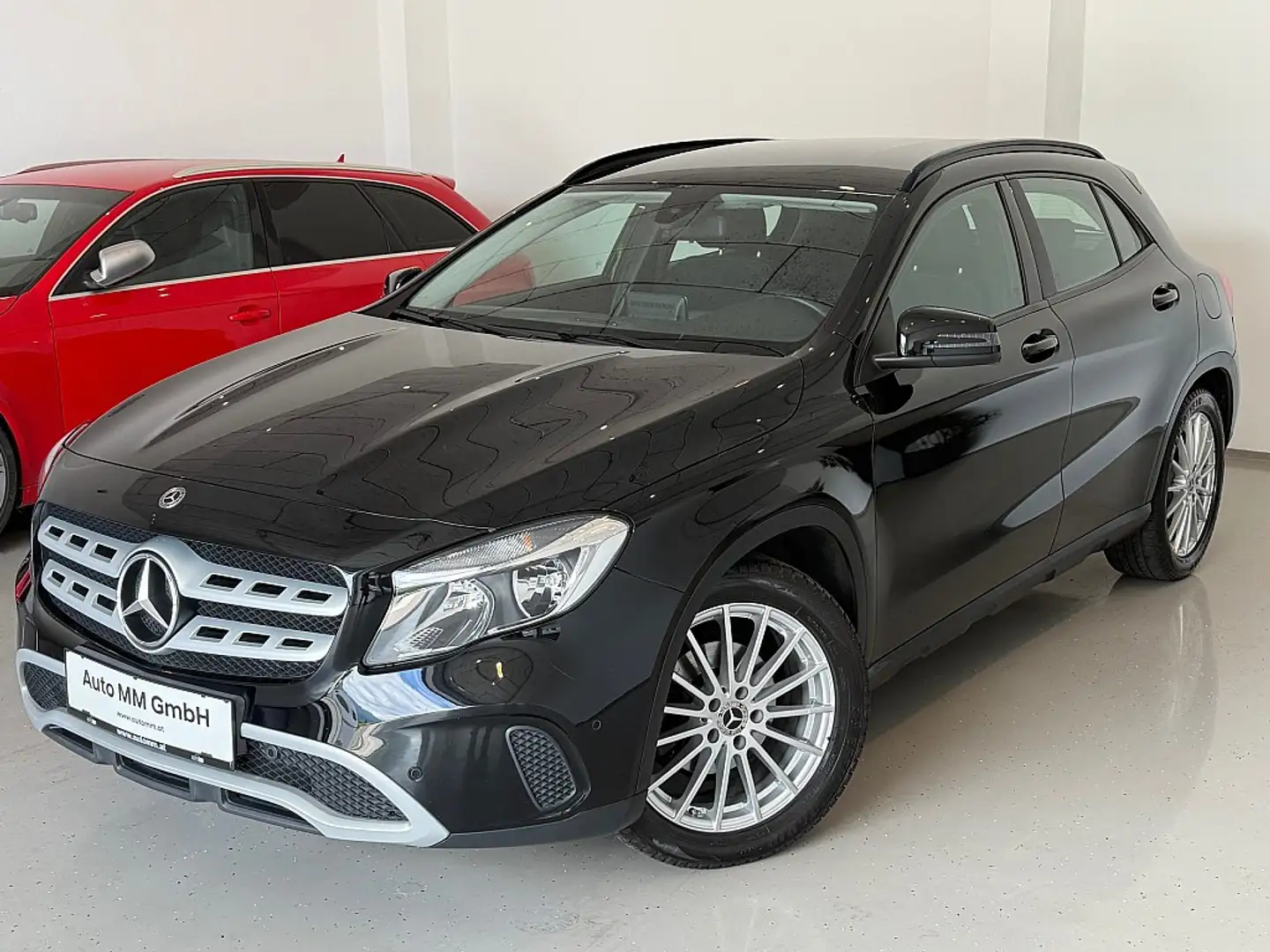 Mercedes-Benz GLA 180 d Negro - 1