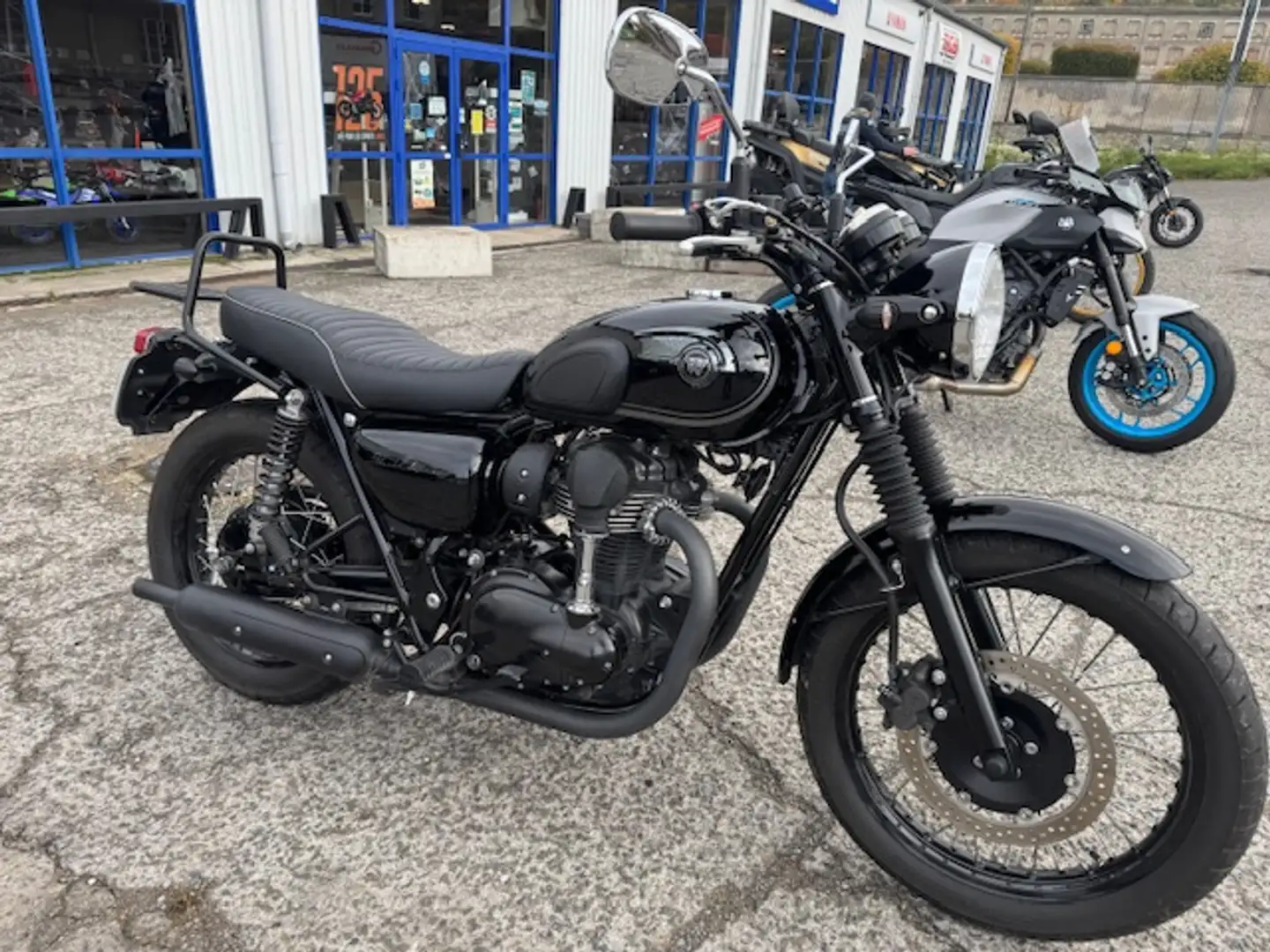 Kawasaki W 800 - 1