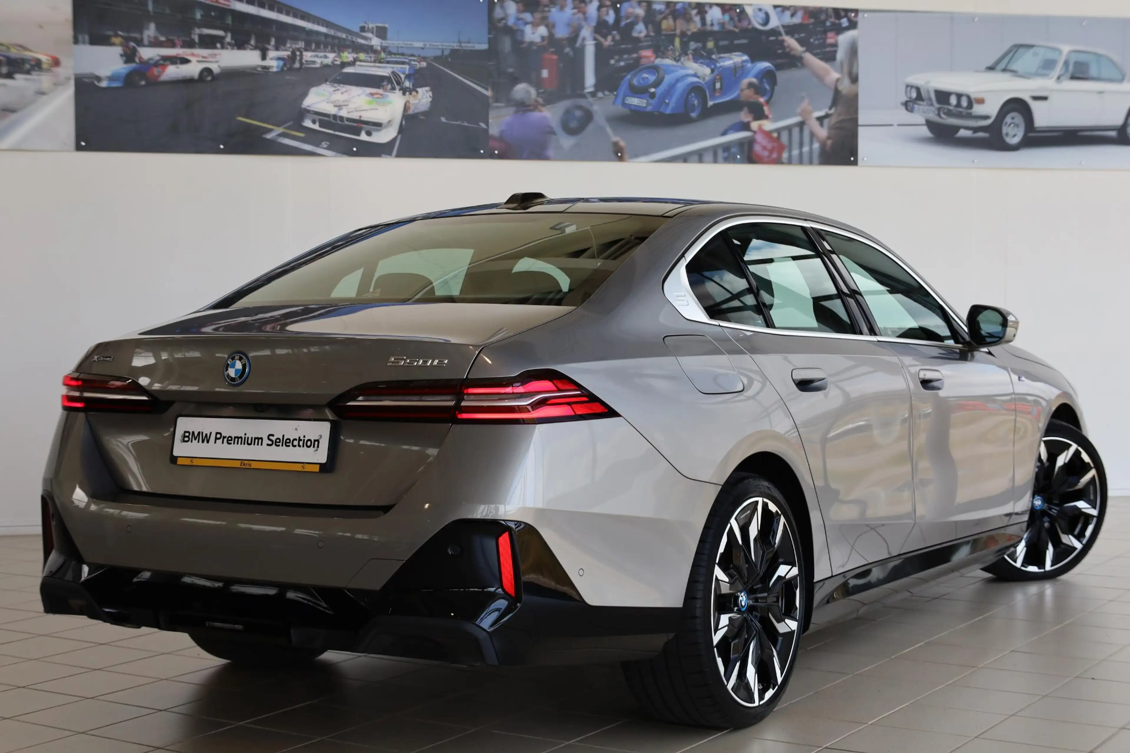 BMW 550 5-serie 550e xDrive | Comfortstoelen | Bowers & Wi — photo 2