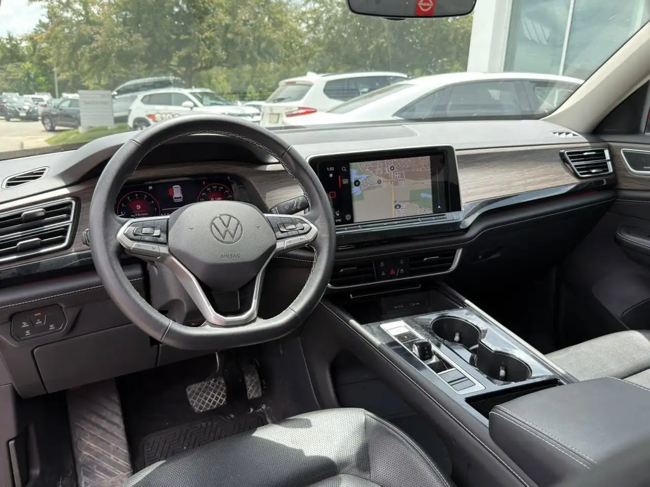 Volkswagen Atlas снимка Volkswagen Atlas