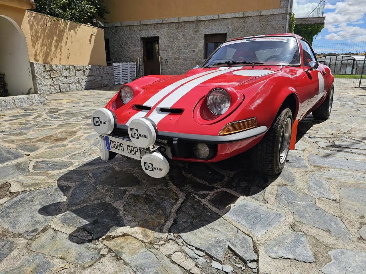 Opel GT 1900, foto 1
