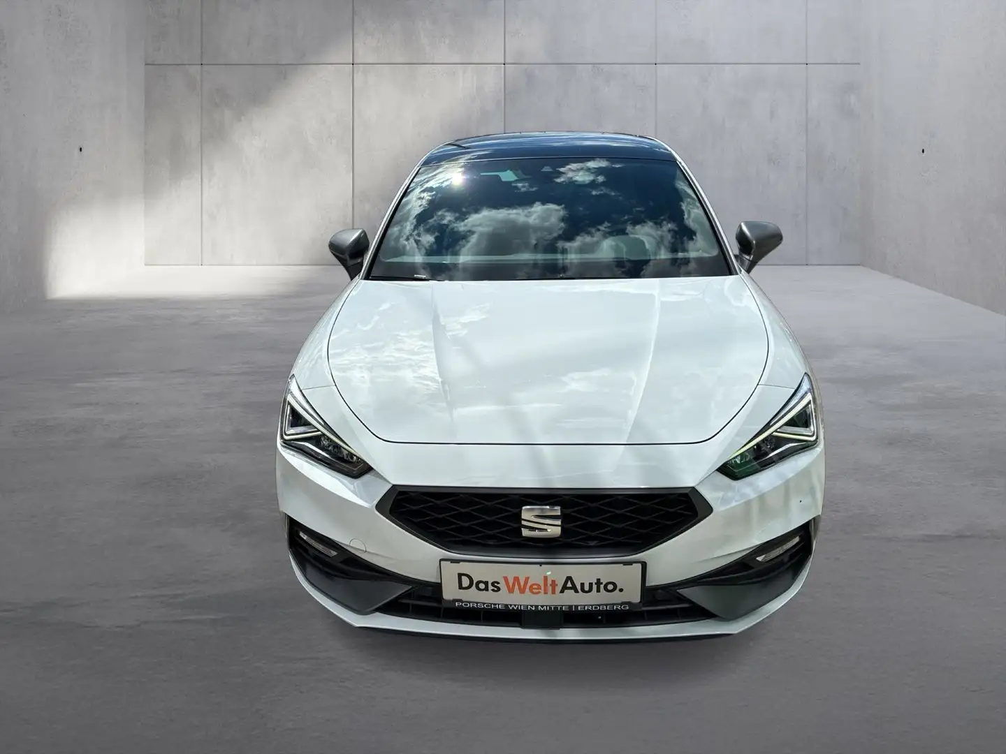 SEAT Leon FR 1.5 eTSI ACT DSG Weiß - 2