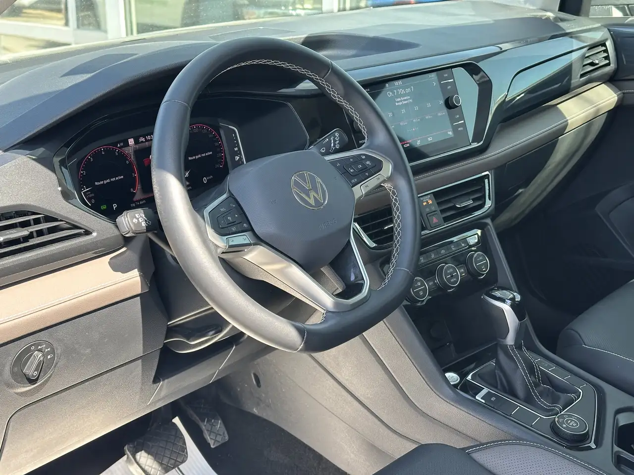Volkswagen Taos снимка Volkswagen Taos