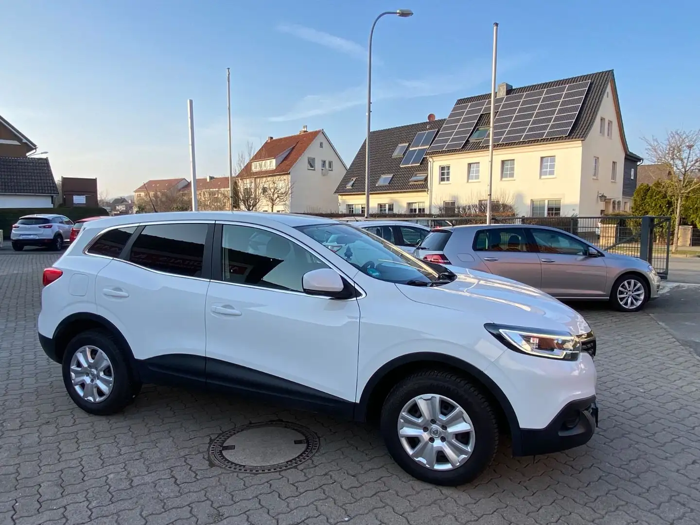 Renault Kadjar 1.2 Life TCE /Klimaanlage/ /LED / EURO-6/ Weiß - 1