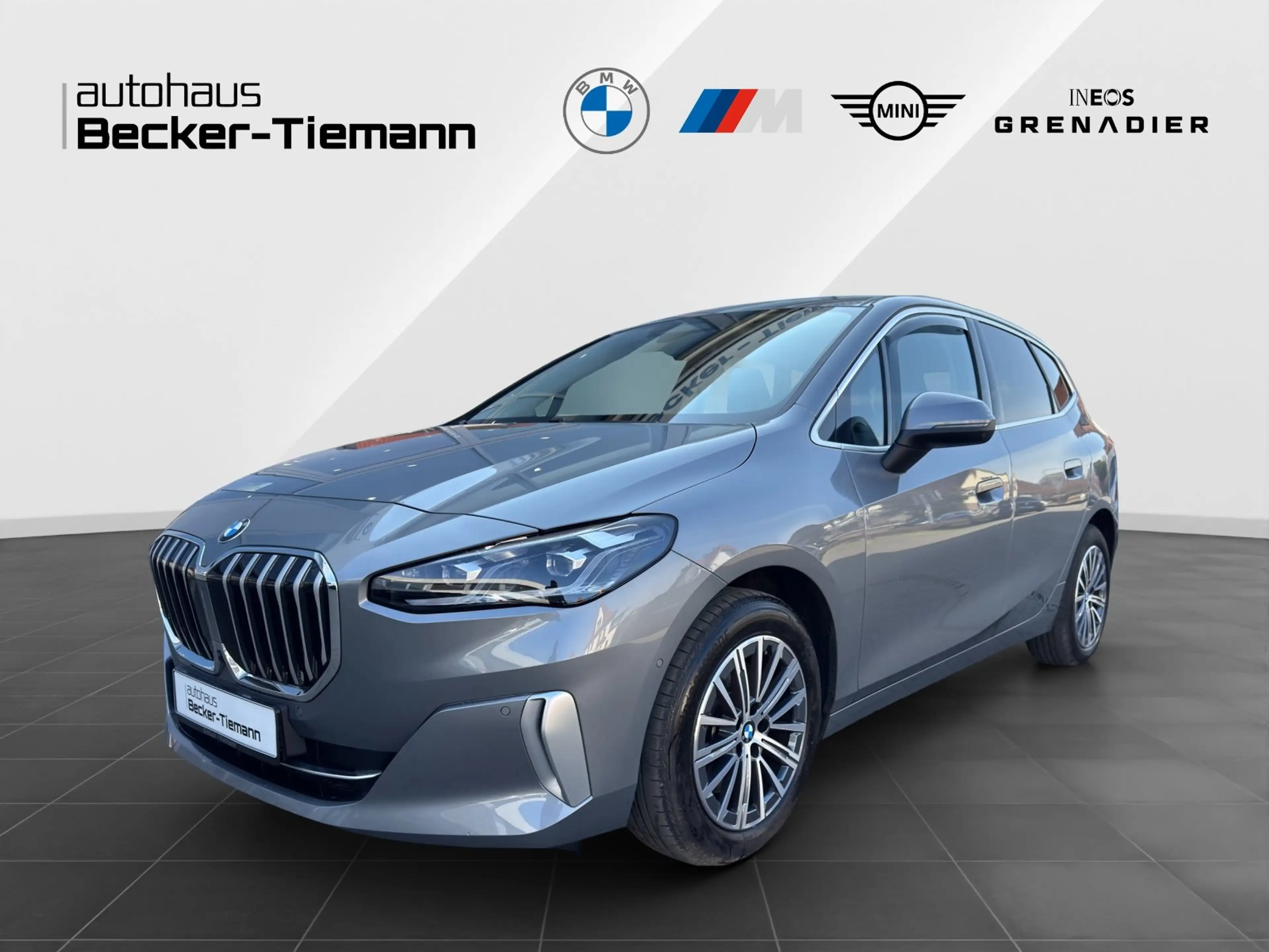 BMW 223 i Active Tourer| Luxury Line| Head Up| Adapt. LED|