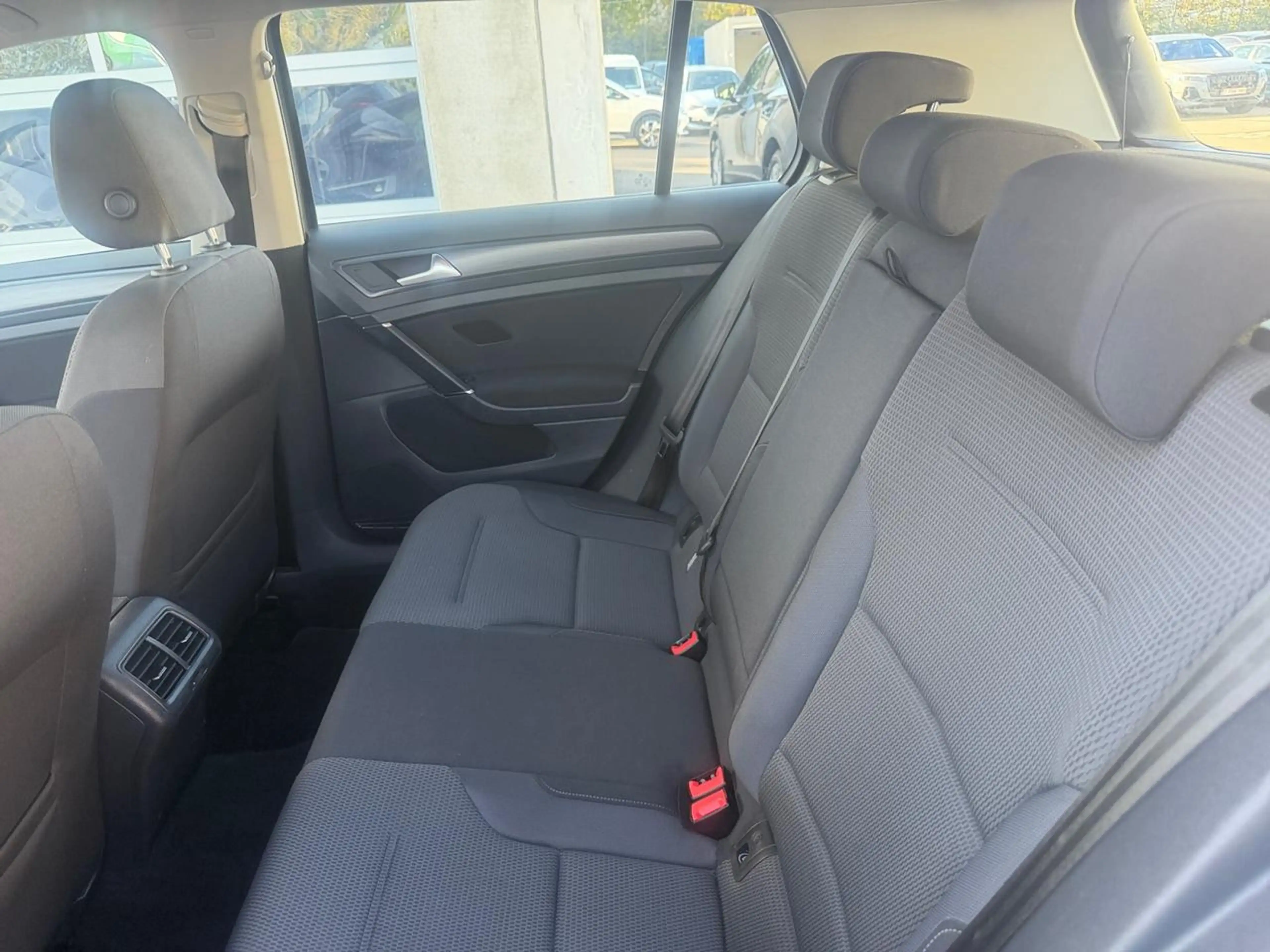 Volkswagen Golf Golf 1.4 TSI BMT Comfortline — photo 16