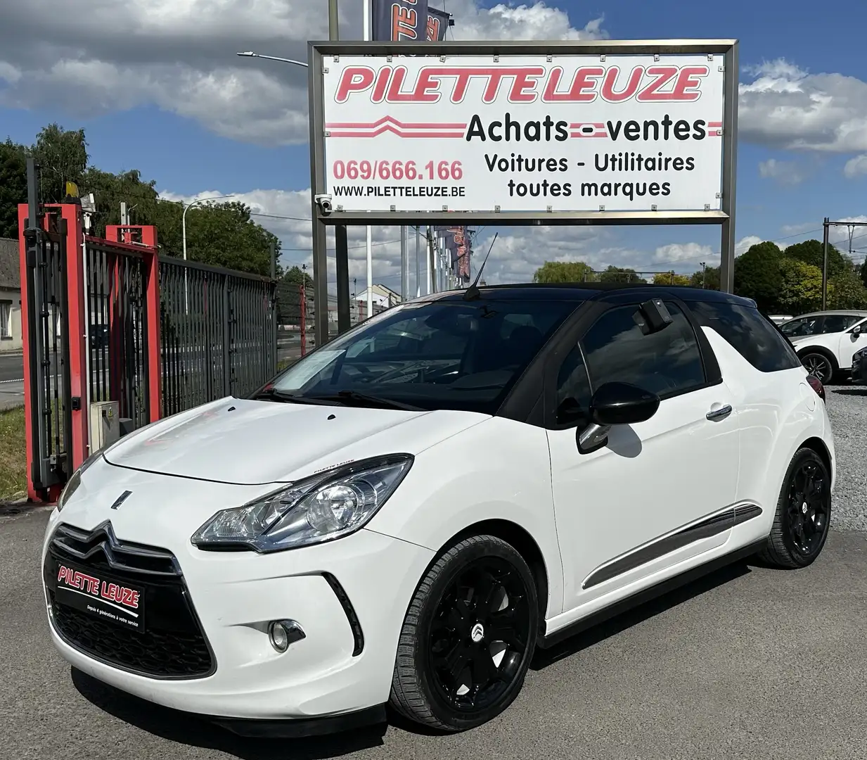 Citroen DS3 Cabrio 1.6 chic AUTOMATIQUE BLUETOOTH/RADIO Wit - 1