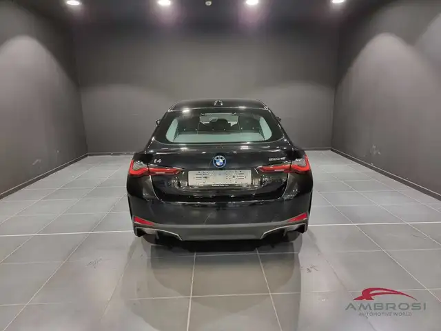 BMW I4 view 6