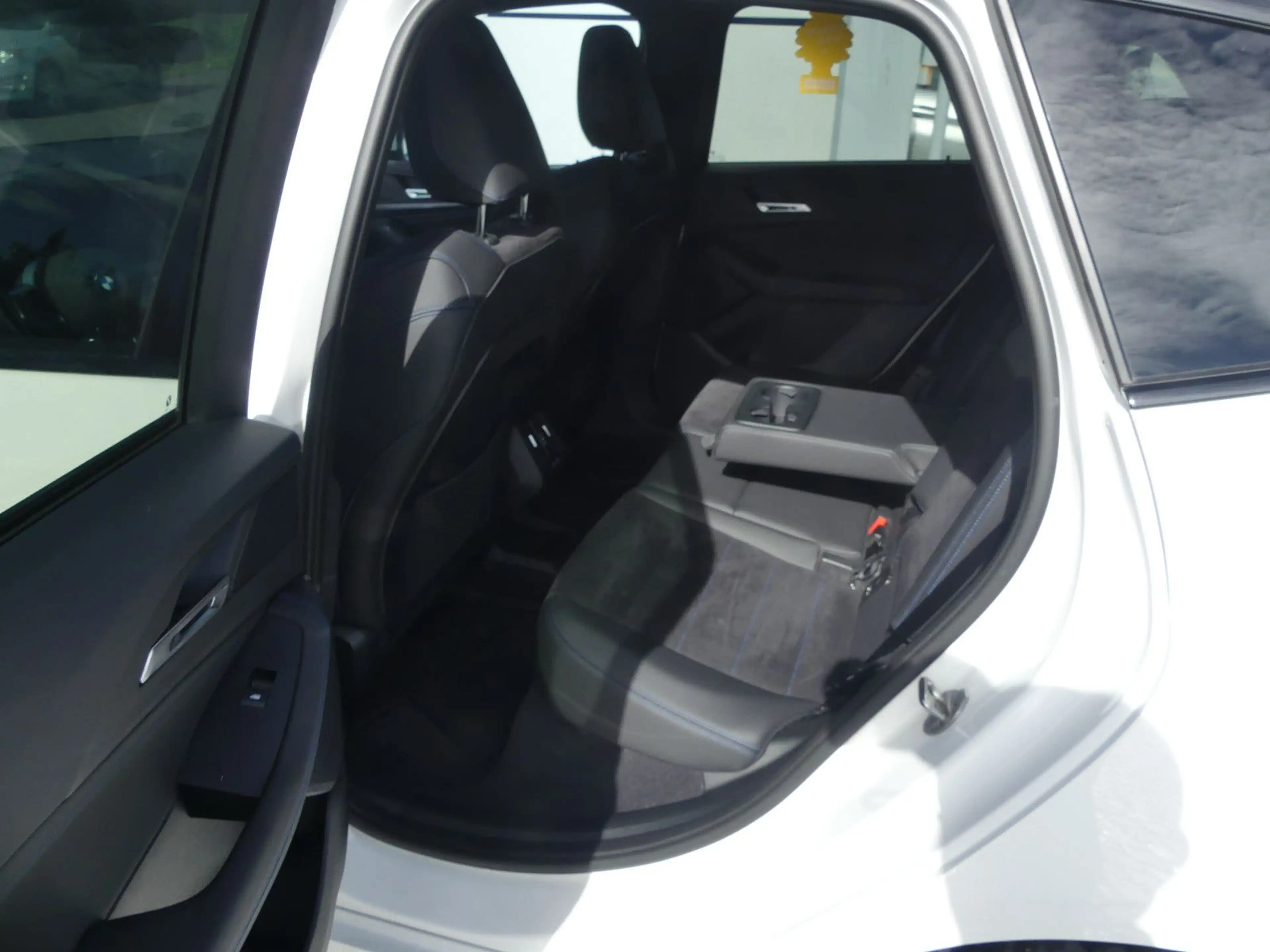 BMW 225 2 Active Tourer 225 e xDrive M Sport — photo 9