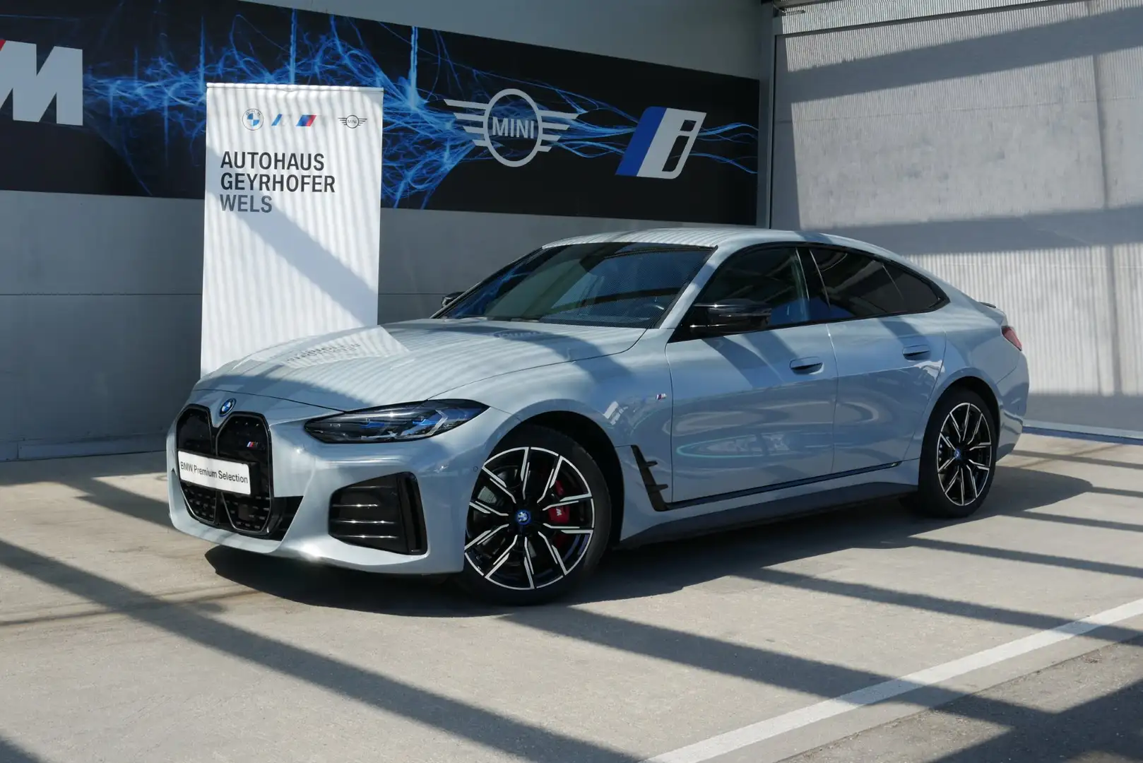 BMW i4 i4 Gran Coupe xDrive M50 Grau - 1