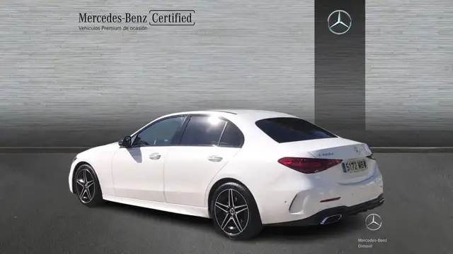 Mercedes-Benz C-Class view 4