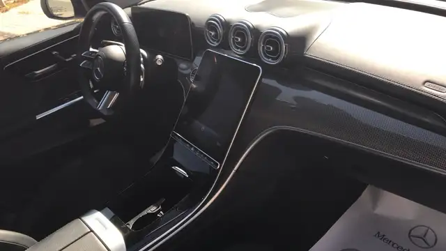 Mercedes-Benz C-Class view 10