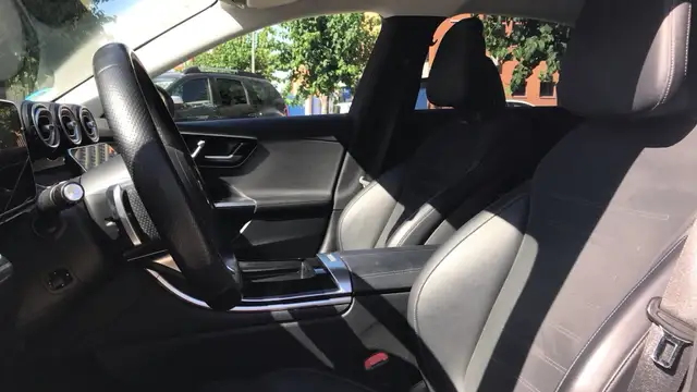Mercedes-Benz C-Class view 7