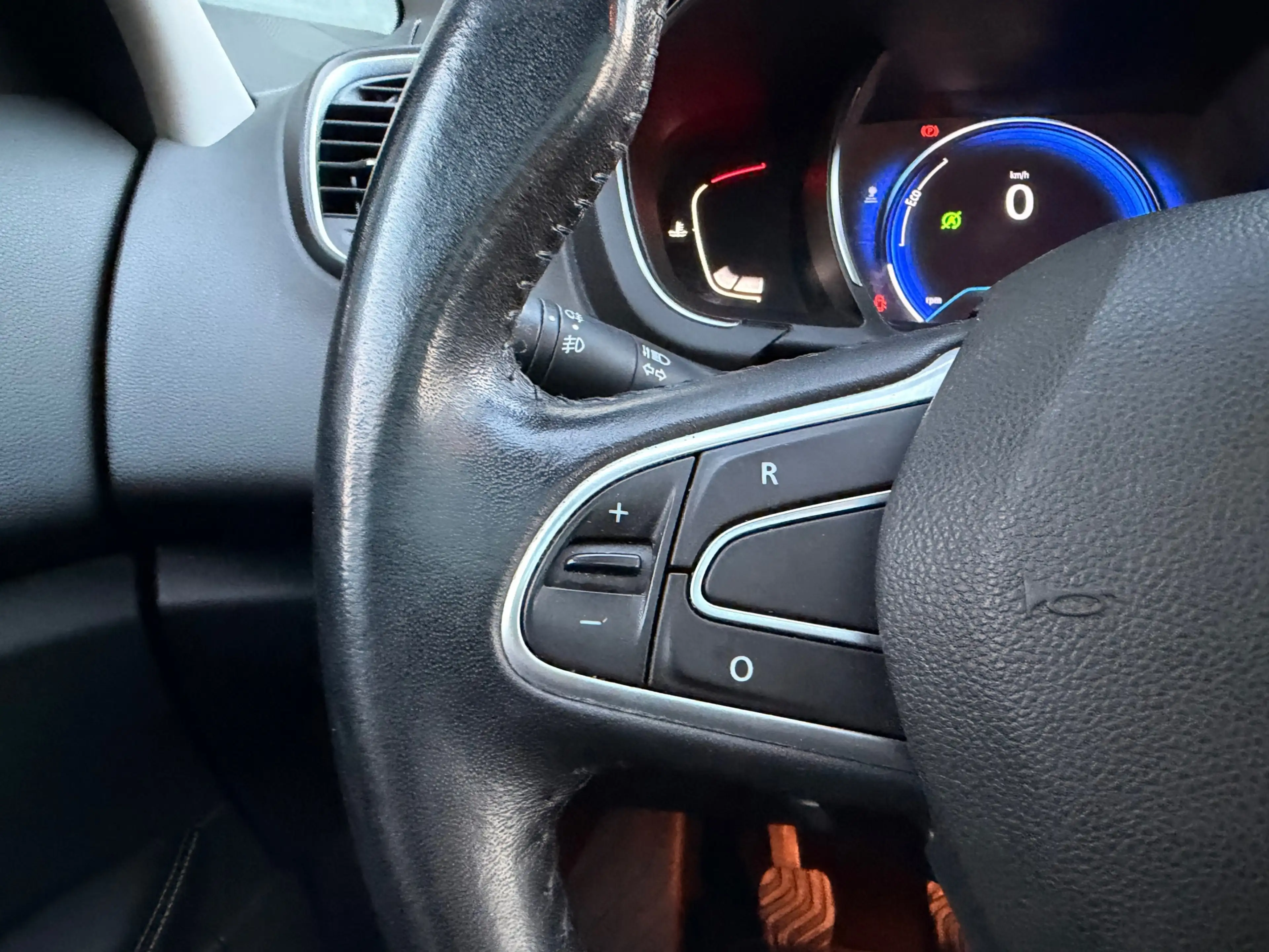 Renault Grand Scenic 1.2 TCe 132PK Zen Panoramadak Cruisecontrol Naviga — photo 8