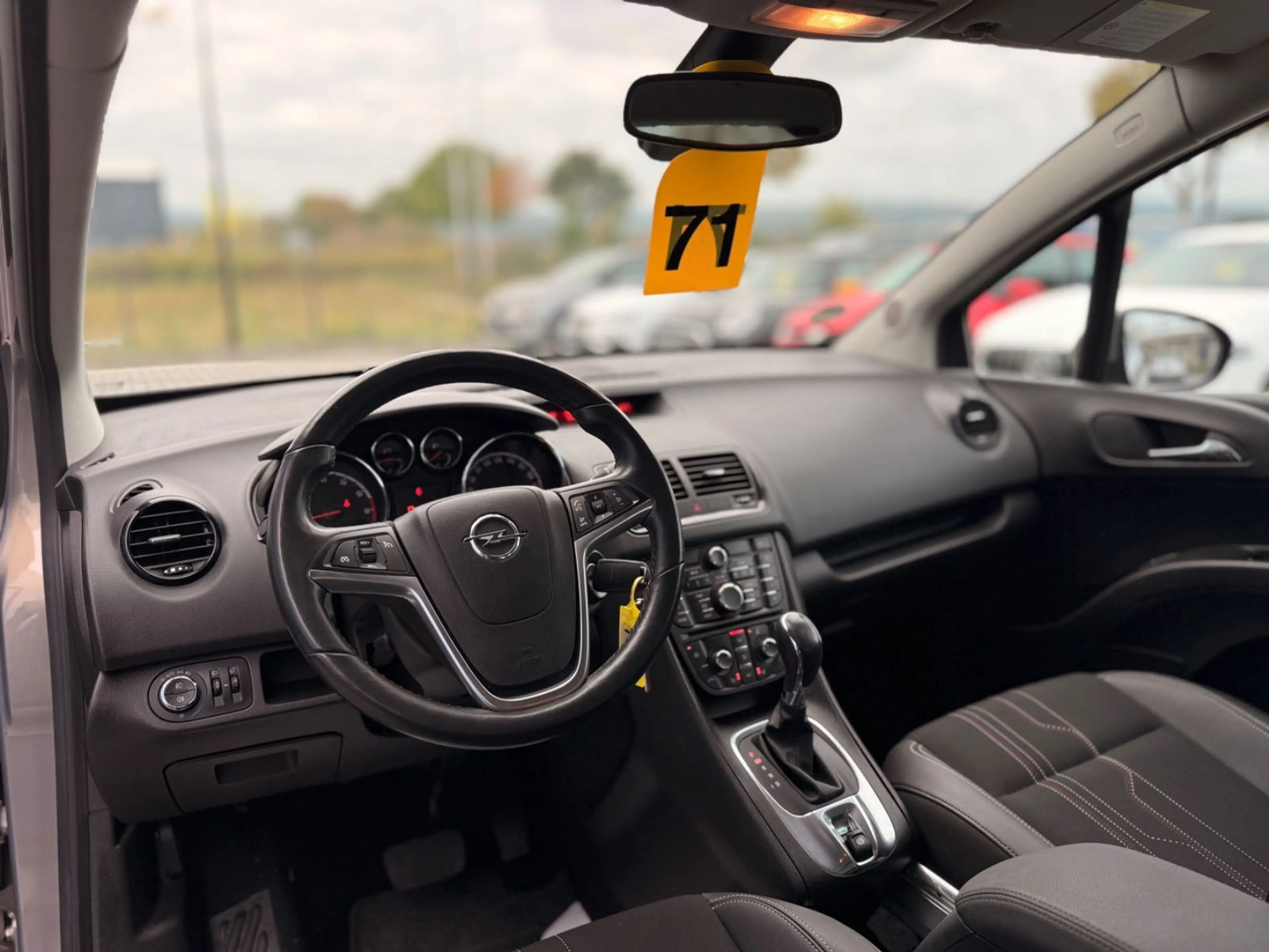 Opel Meriva B 150 Jahre Opel 1.4 T Aut Klimaaut SHZ — photo 14