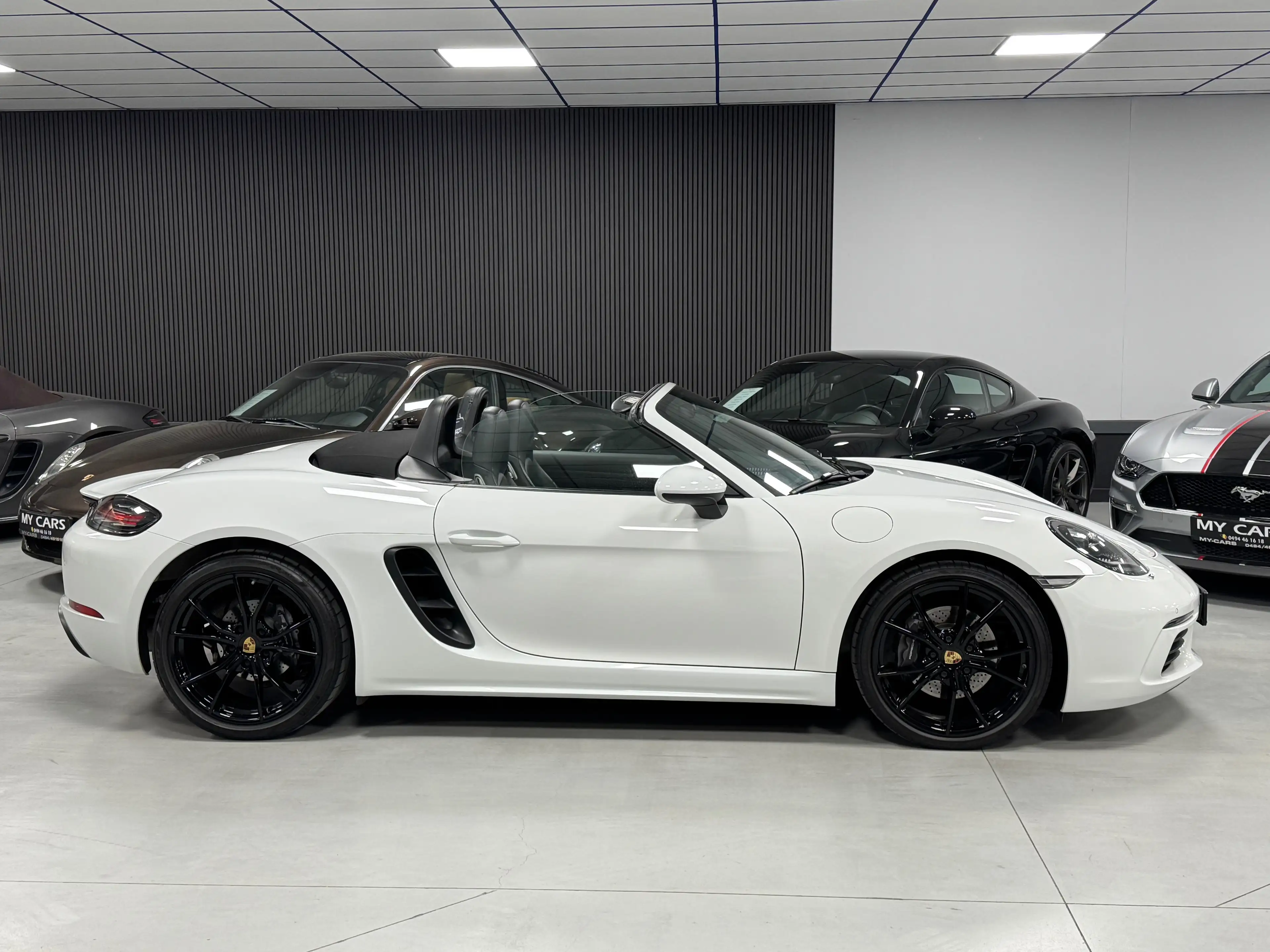 Porsche 718 Boxster 2.0 Turbo Cuir Clim Gps Xenon Ja 20 — photo 12