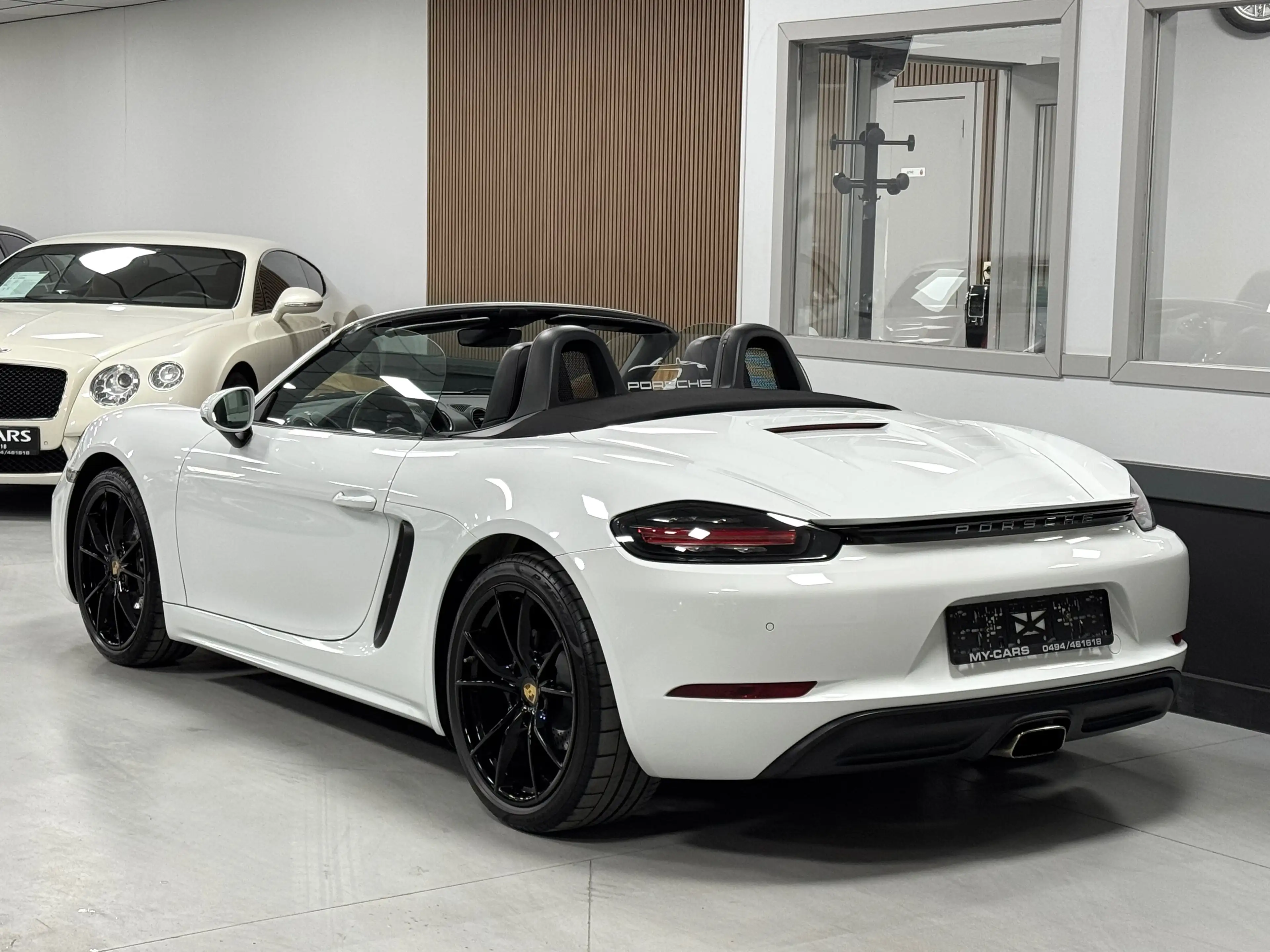 Porsche 718 Boxster 2.0 Turbo Cuir Clim Gps Xenon Ja 20 — photo 11