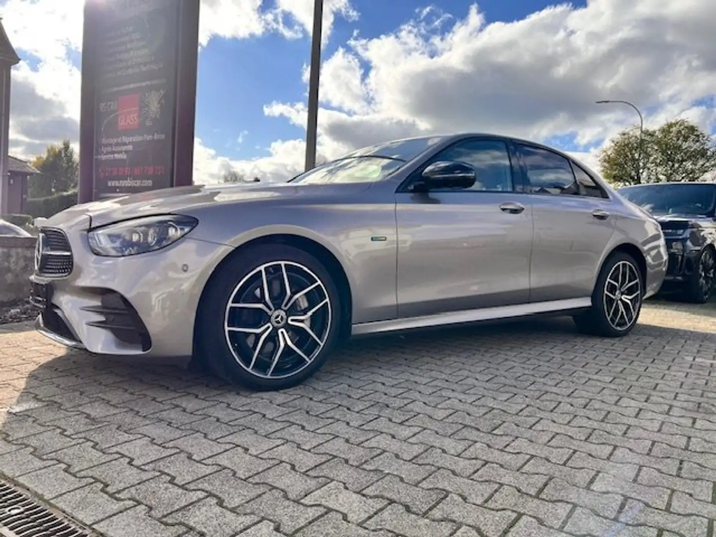Mercedes-Benz E 300 Mercedes E 300 Mercedes E 300e AMG Plug-in Hybrid Grigio - 2