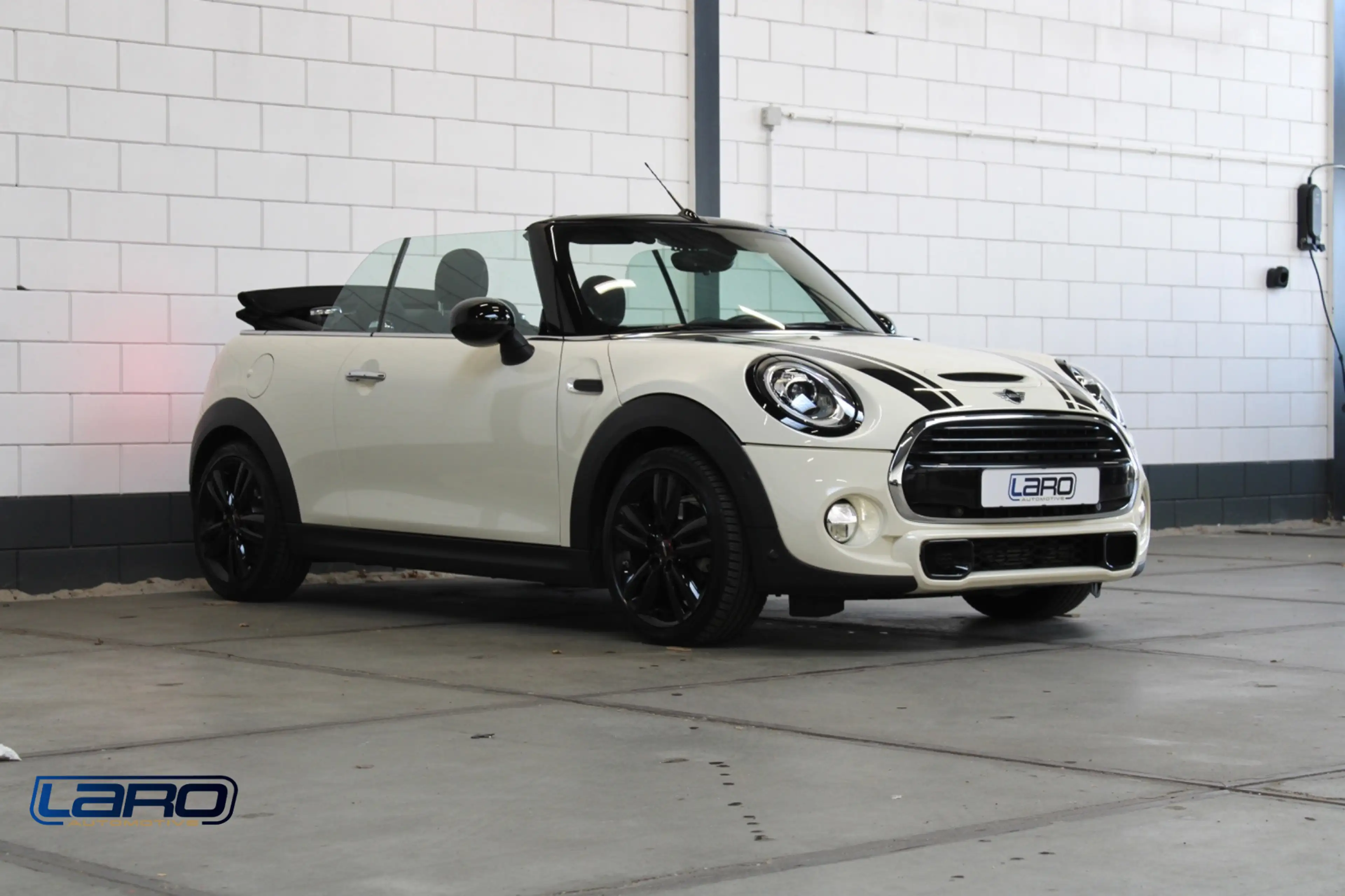 MINI Cooper Cabrio 1.5 136 pk Aut. | JCW H&K LED CarPlay Cruise Clima — photo 17