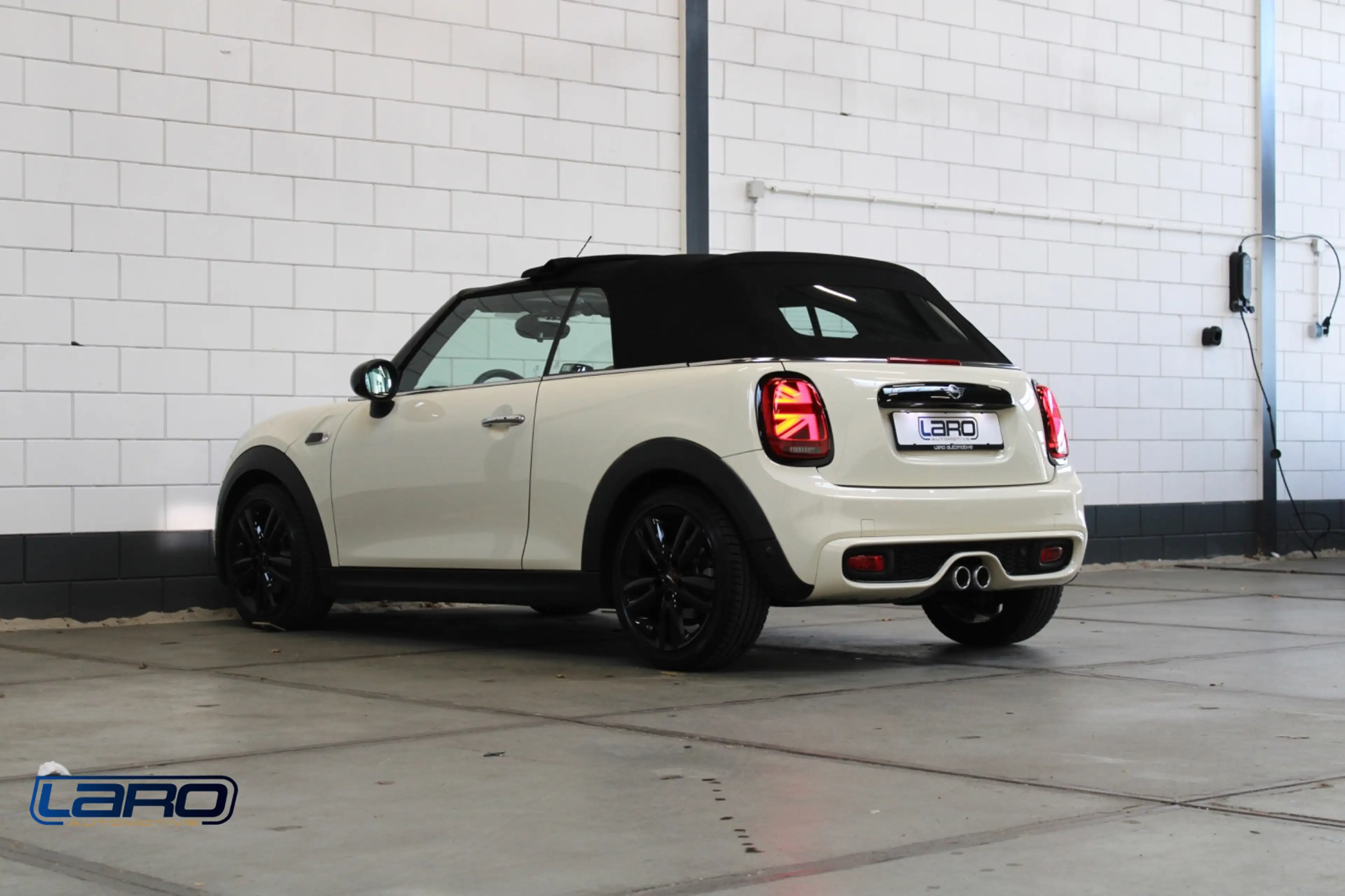 MINI Cooper Cabrio 1.5 136 pk Aut. | JCW H&K LED CarPlay Cruise Clima — photo 23