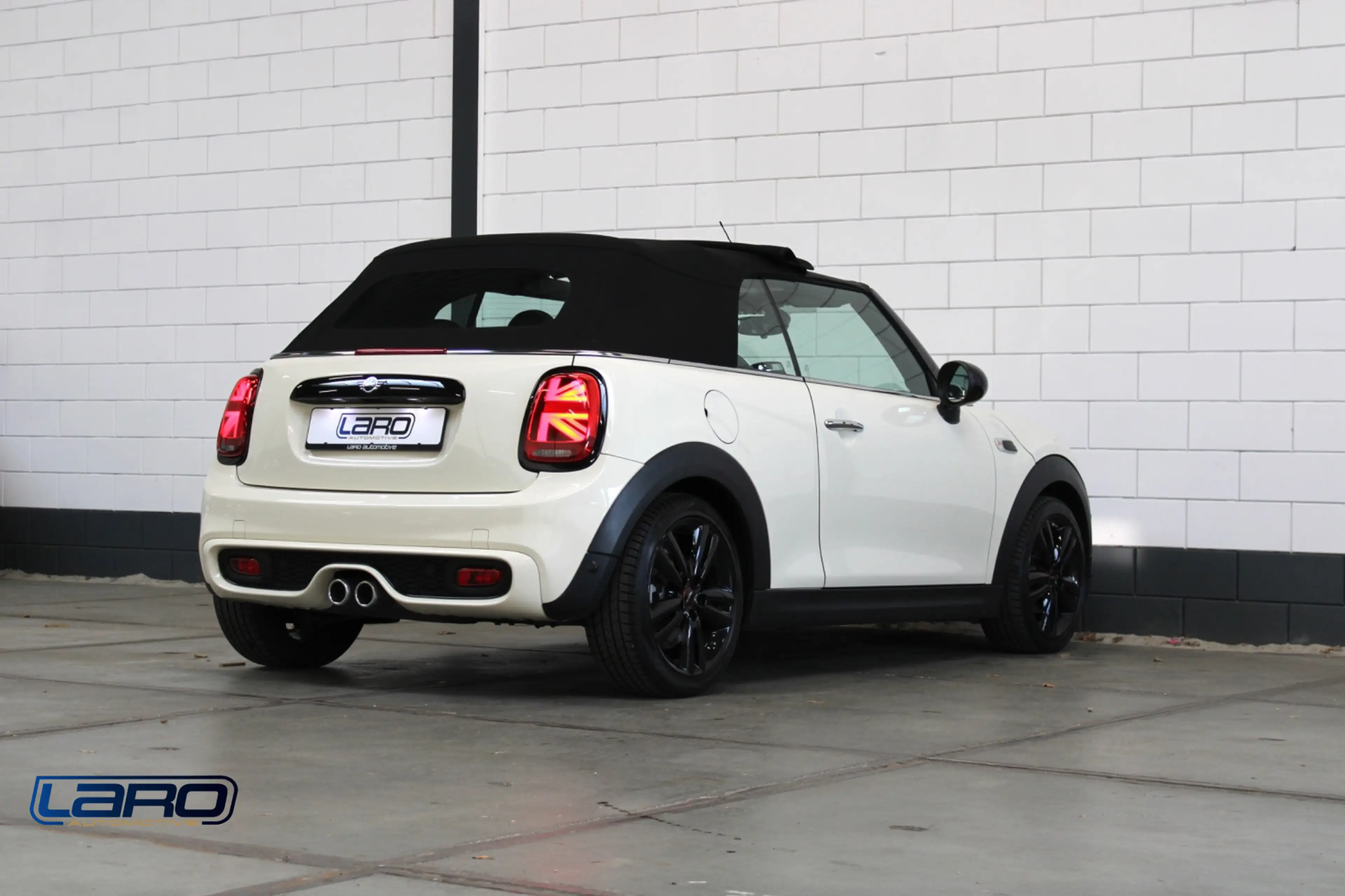 MINI Cooper Cabrio 1.5 136 pk Aut. | JCW H&K LED CarPlay Cruise Clima — photo 6