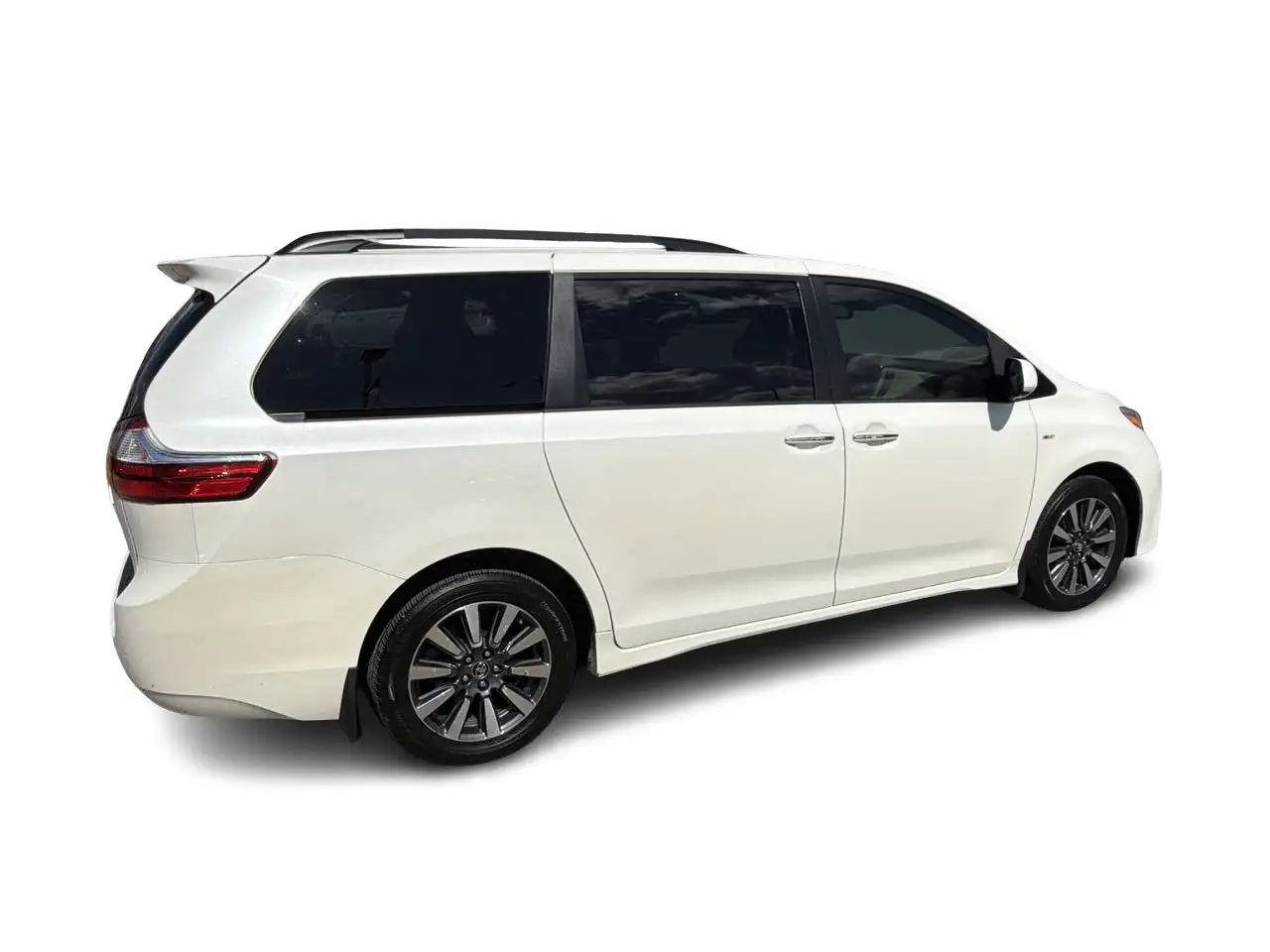 Toyota Sienna снимка Toyota Sienna