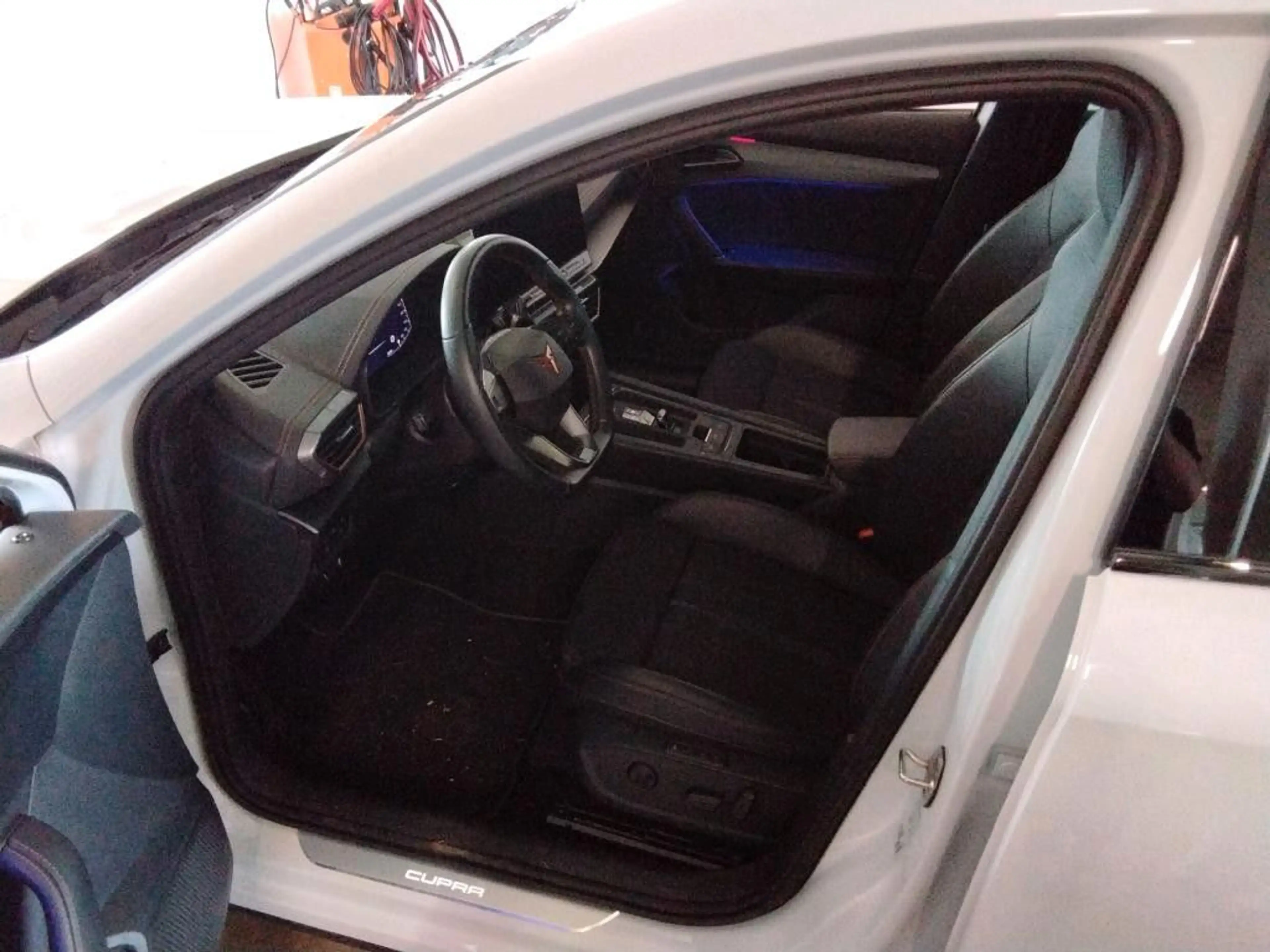 CUPRA Formentor VZ 1.4e/TSI Navi AHK SHZ LED PDC Alu — photo 5