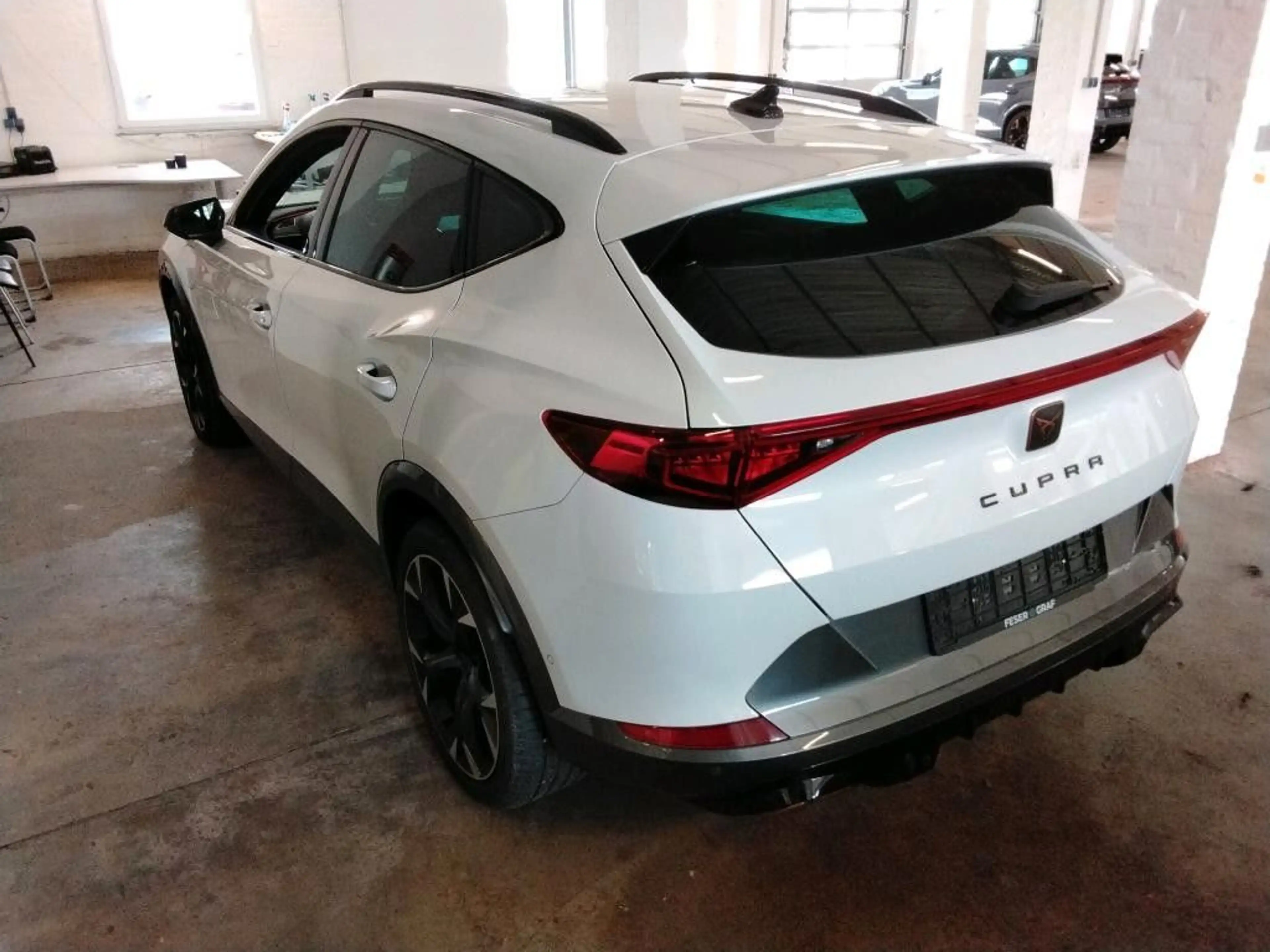 CUPRA Formentor VZ 1.4e/TSI Navi AHK SHZ LED PDC Alu — photo 3