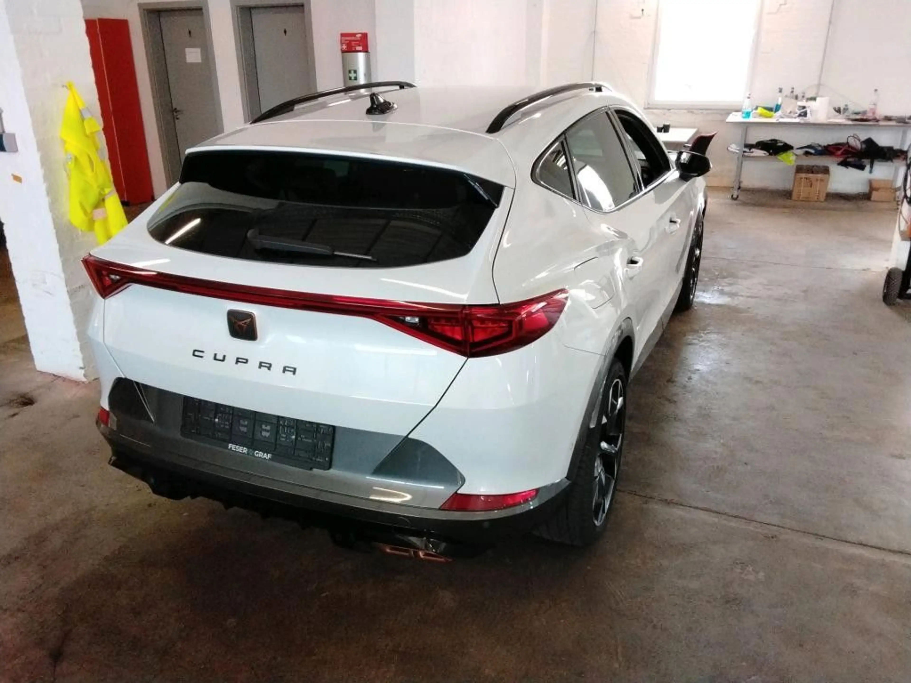 CUPRA Formentor VZ 1.4e/TSI Navi AHK SHZ LED PDC Alu — photo 4