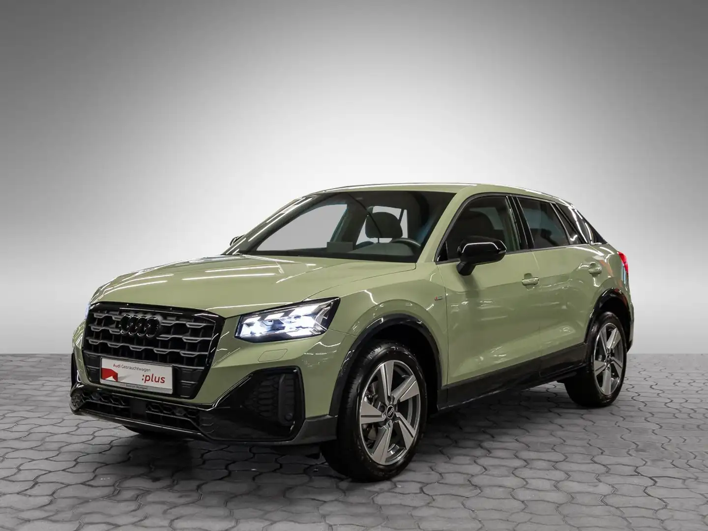 Audi Q2 35 TFSI S line Matrix LED Navi Kamera Tempomat Grün - 2
