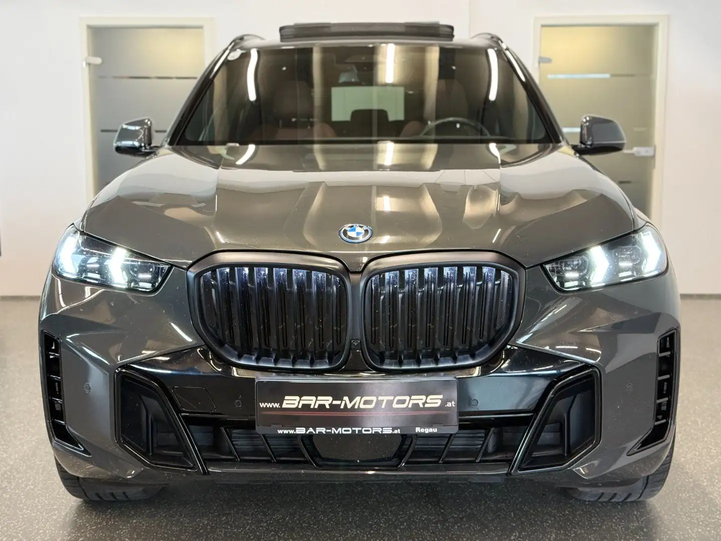 BMW X5 xDrive50e*FACELIFT*360°*PANO*H&K*HUD*MASSAGE* Grau - 2