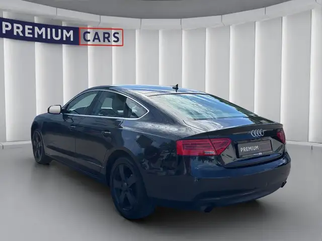 Audi A5 view 3