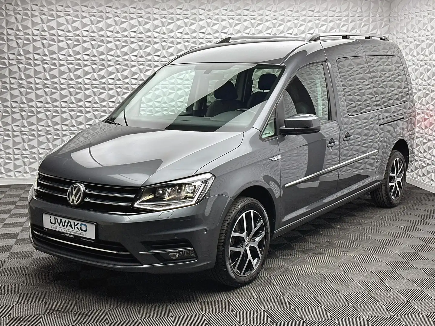 Volkswagen Caddy CADDY 2.0TDI MAXI/HIGH/STHZG/7-SITZ/AHK/RCAM/ACC Grijs - 2