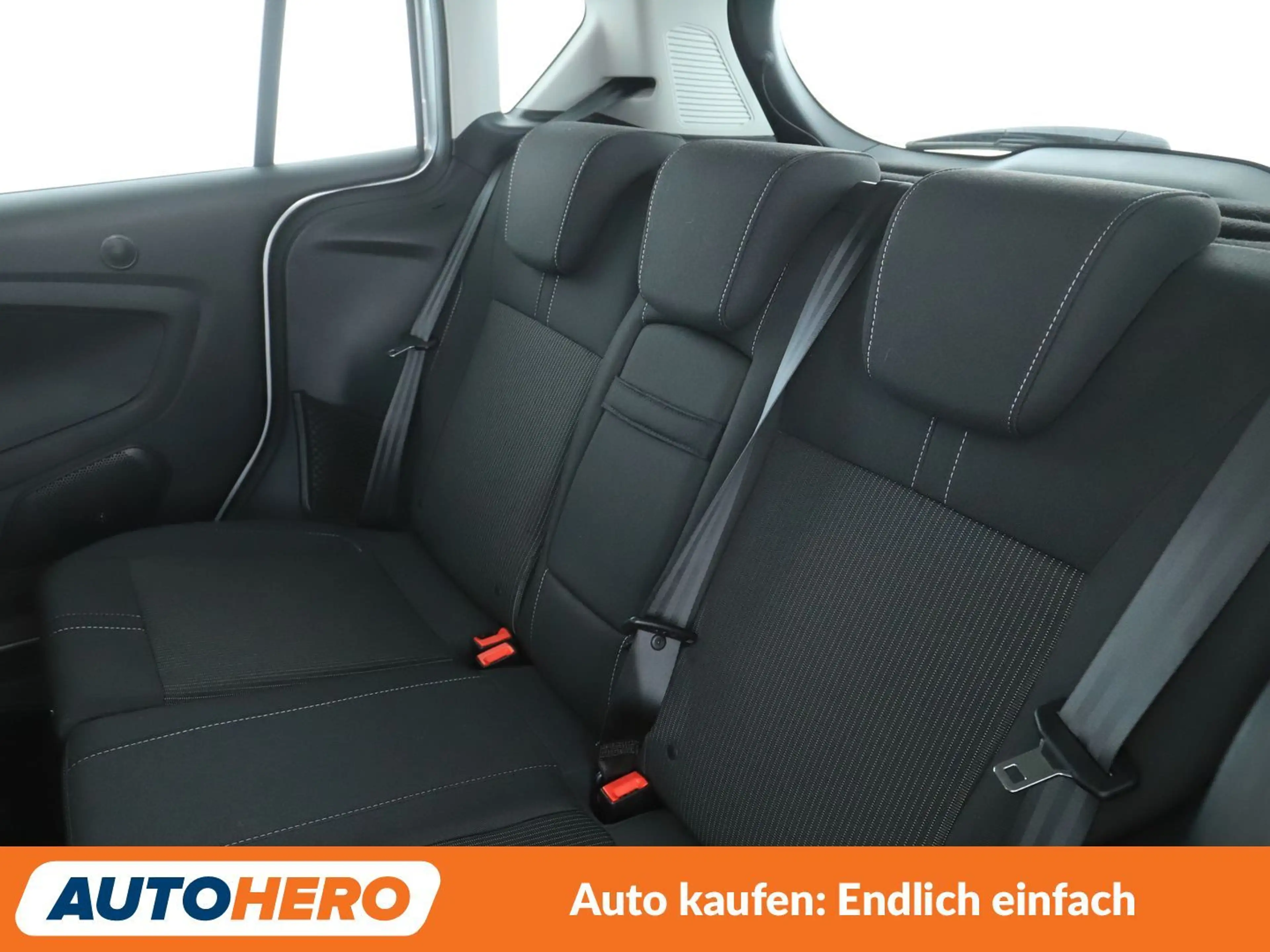 Ford B-Max 1.6 Ti-VCT Titanium Aut*TEMPO*CAM*PDC*SHZ*AHK* — photo 14