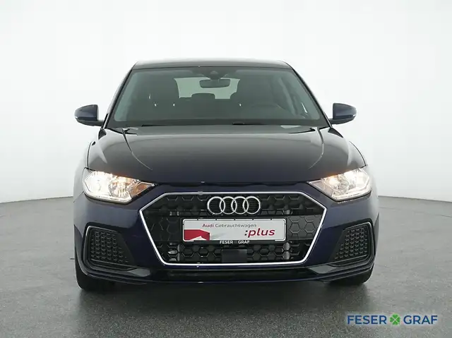 Audi A1 view 12