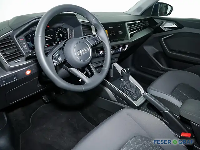 Audi A1 view 8