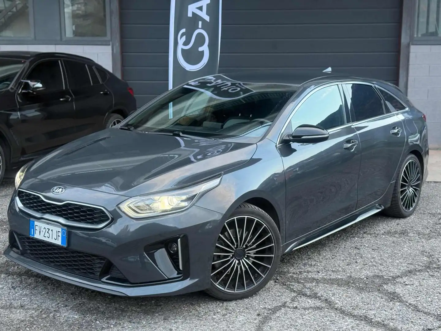 Kia Proceed 1.6 CRDI GT Line Серый - 2