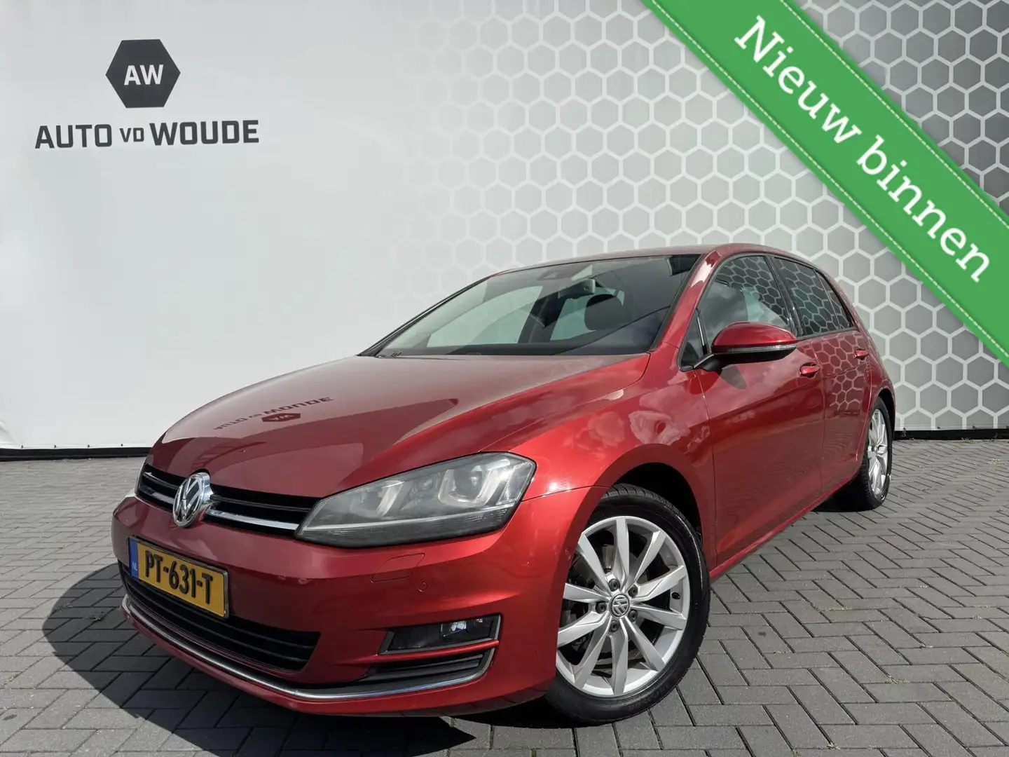 Volkswagen Golf 1.4 TSI Highline Xenon Leer Stoelverwarming Rood - 1