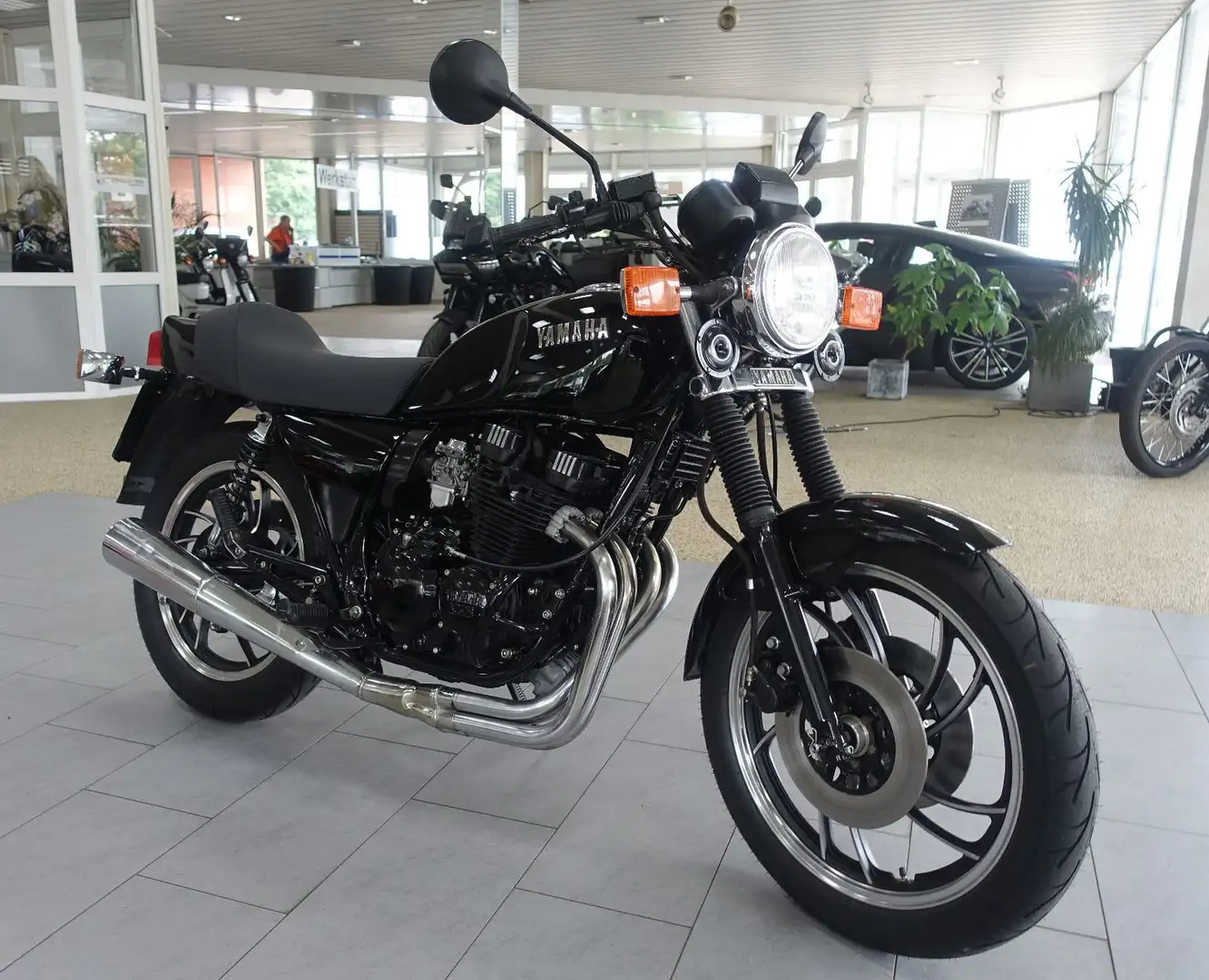 Yamaha XJ 550 4V8;  restauriert, H Kennzeichen Zwart - 1