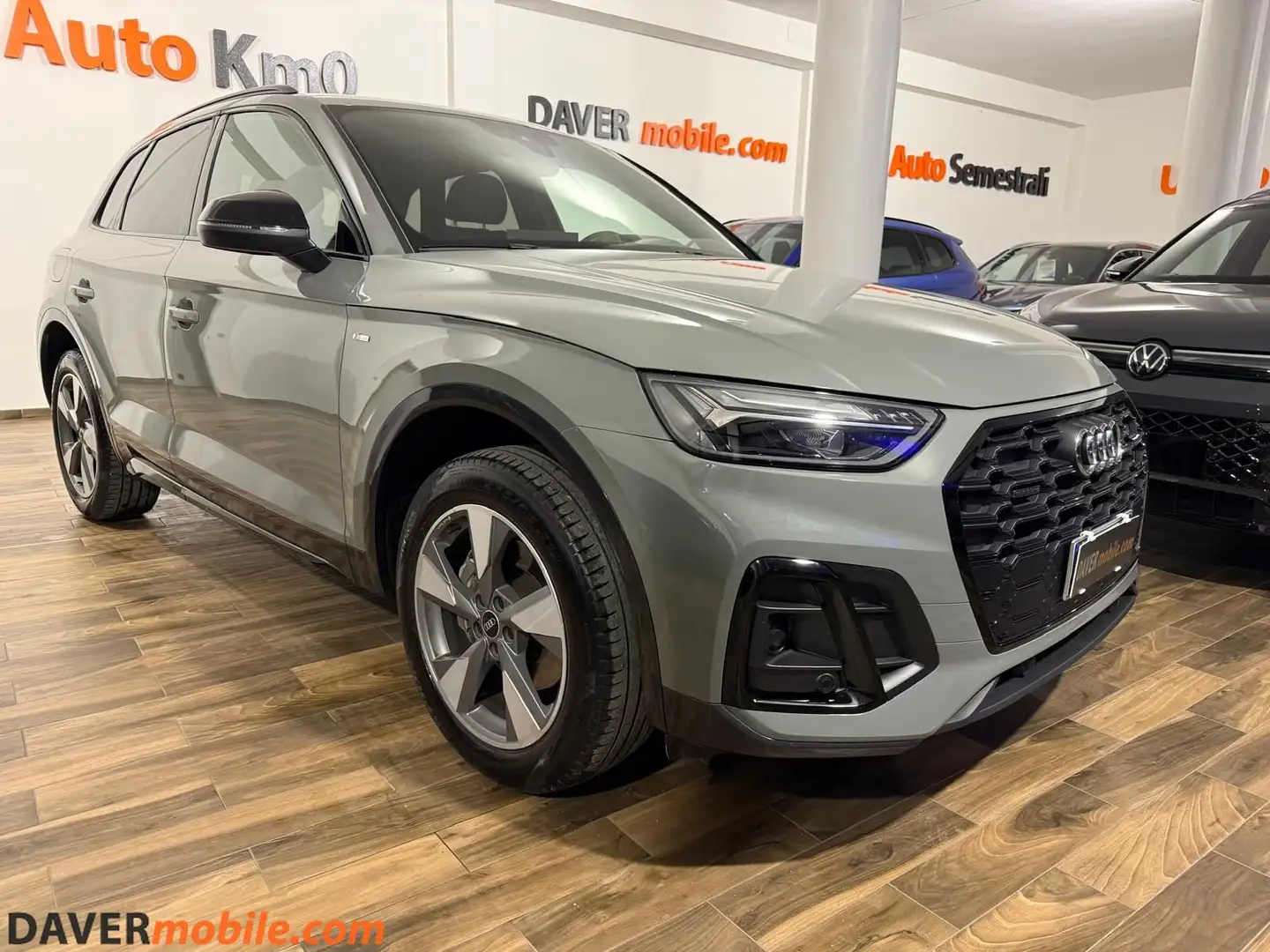 Audi Q5 Q5 40 TDI 204 CV quattro S tronic S line Gris - 1