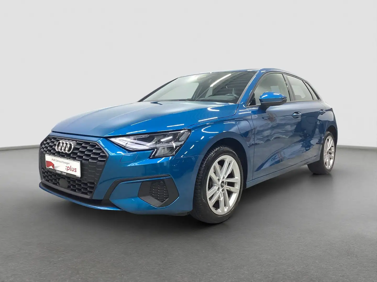 Audi A3 40 TFSI e Navi APP PDC SHZ Blau - 1