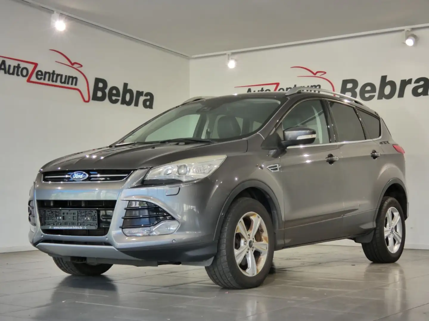 Ford Kuga 2.0 TDCi Titanium Xenon/Navi/AHK/Leder/SHZ Grau - 1