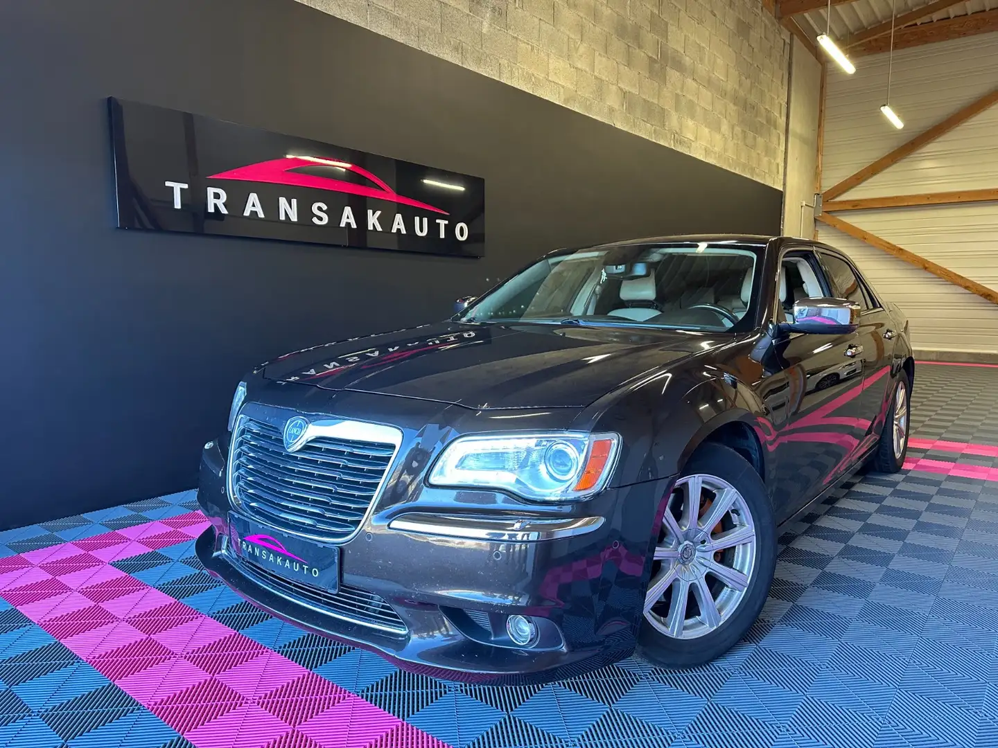 Lancia Thema Executive A Marrón - 1