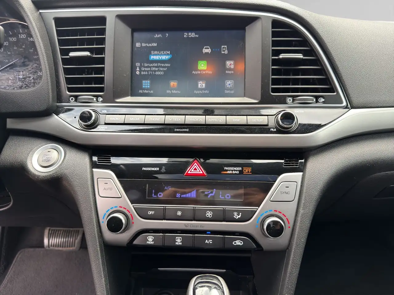 Hyundai ELANTRA снимка Hyundai ELANTRA
