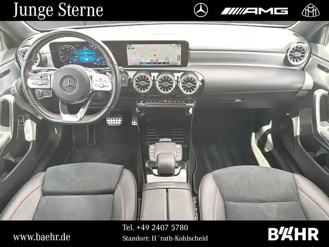 Mercedes-Benz 250 view 4
