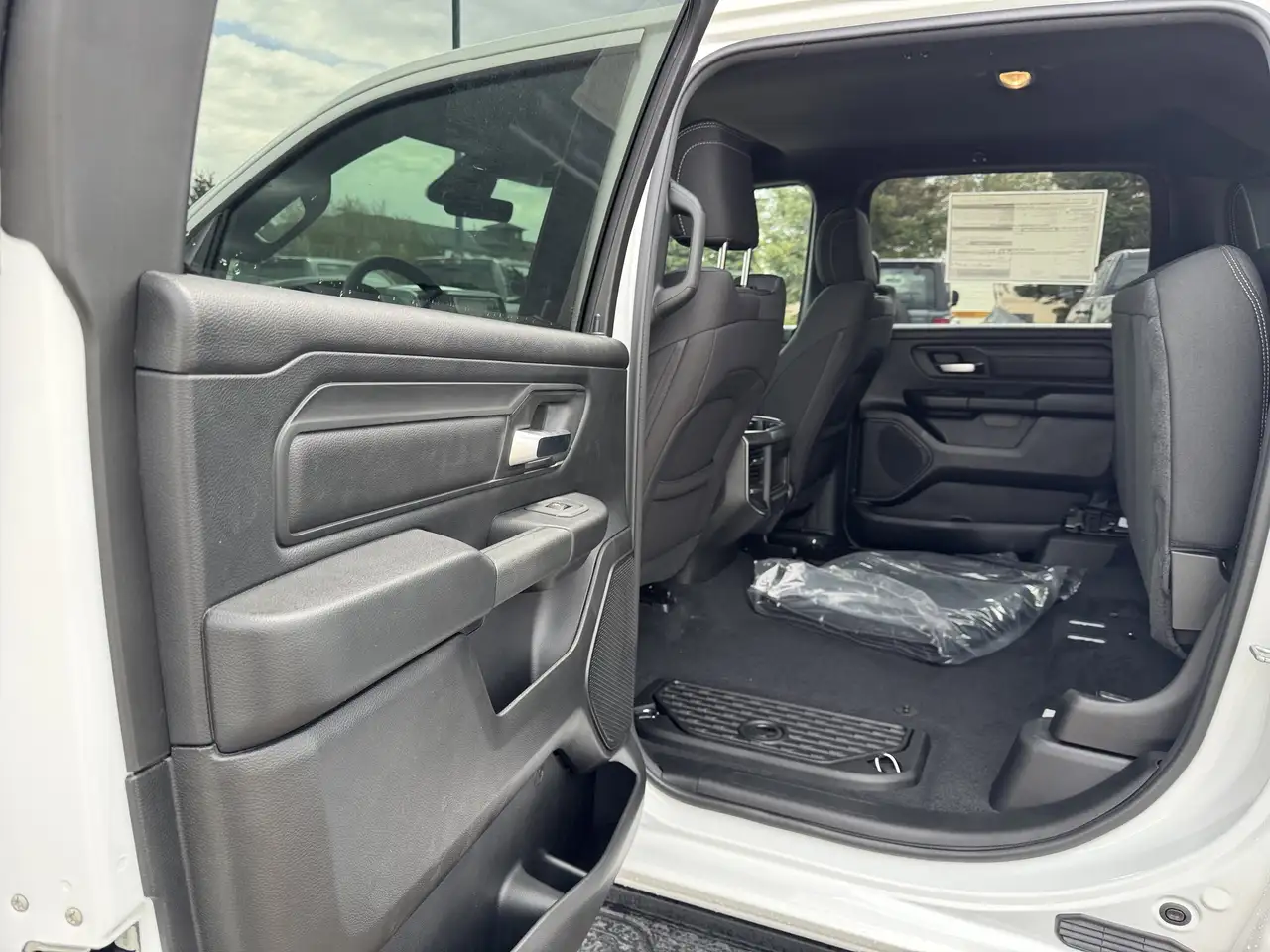 RAM 1500 photo RAM 1500