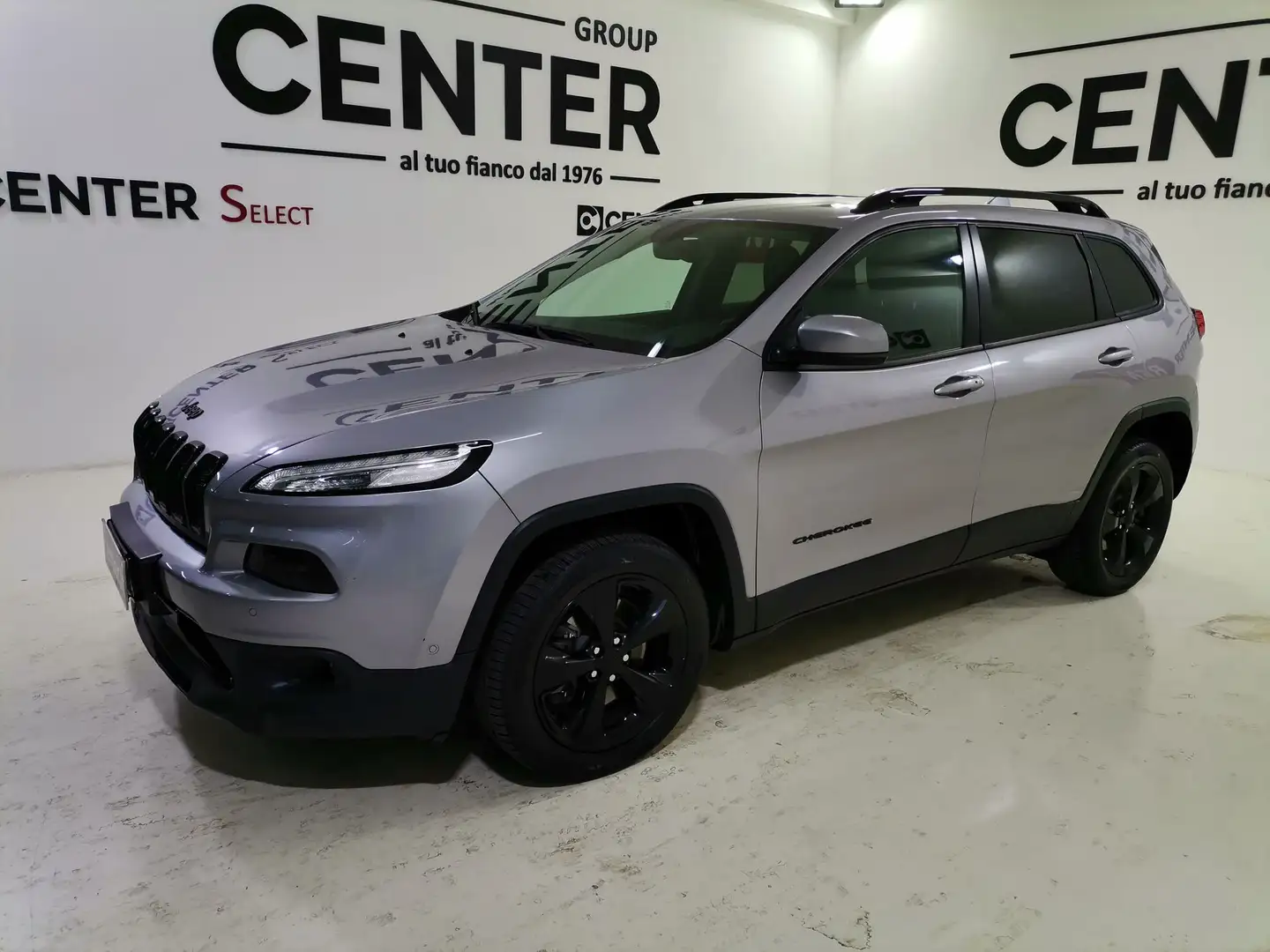 Jeep Cherokee Cherokee 2.2 Mjt 4WD Active Drive I Night Eagle Gris - 1