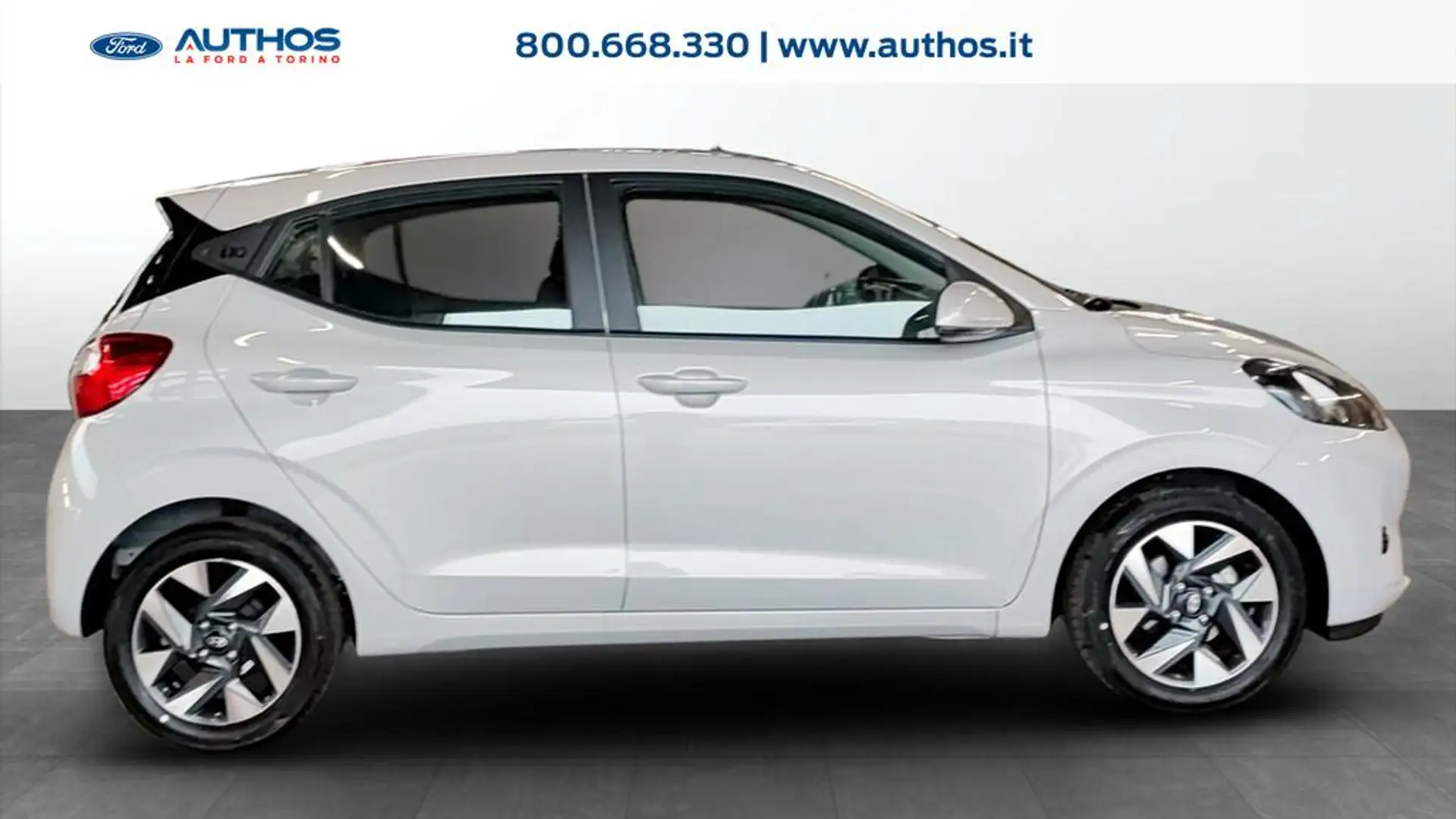 Hyundai i10 1.0 mpi Connectline 63cv auto Grigio - 2