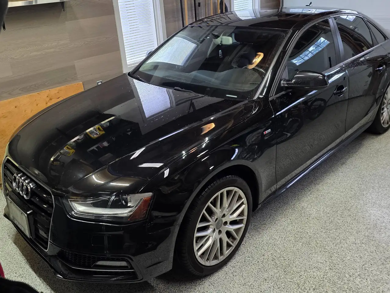 Audi A4 снимка Audi A4